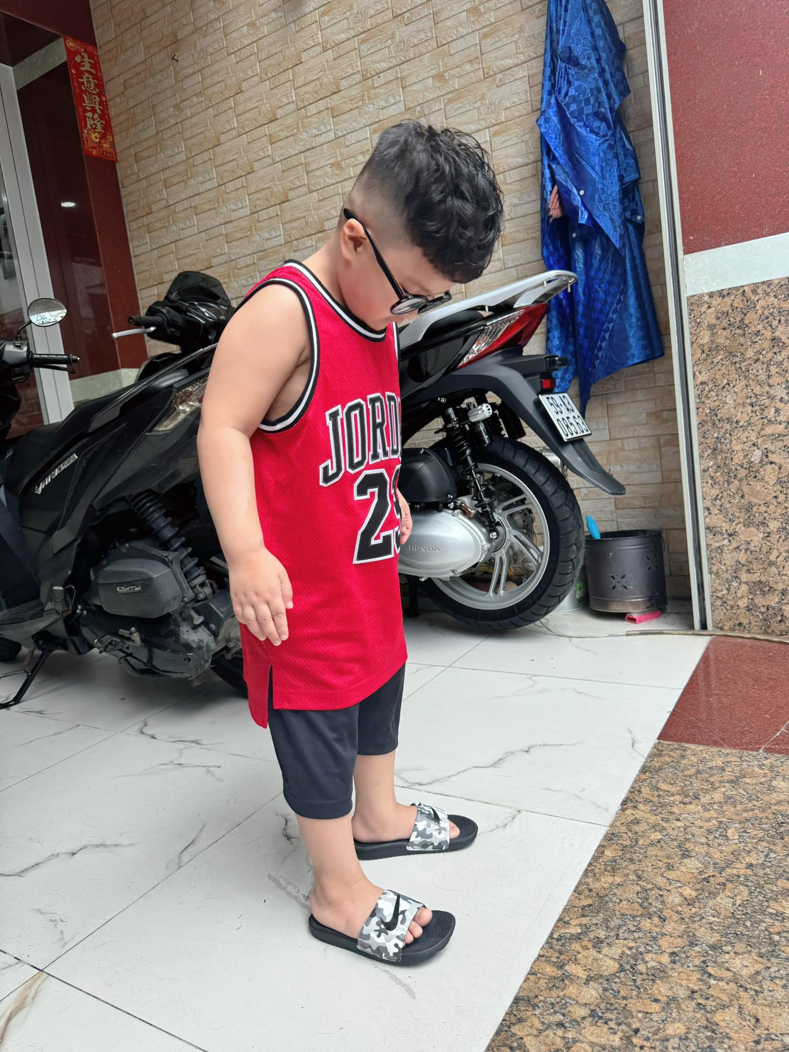 [🆕🇻🇳]  Yuri Misu – Chuyên Chuyên Quần áo Trẻ em Vnxk , Original, authentic, Cambo xuất khẩu 😎❤️️⭐️ 10 điểm ko có nhưng
Trai VIP nhà em
full combo auth xịn xò
, shares-0✔️ , likes-4❤️️ , date-2024-05-24 16:43:23🇻🇳🇻🇳🇻🇳📰🆕