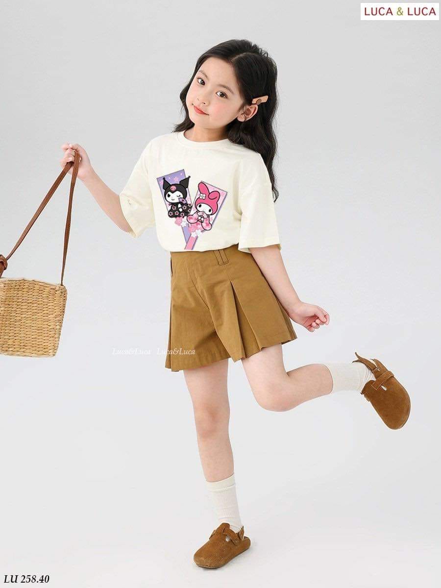 [🆕🇻🇳]  Tiệm cô Kul by Dinh Thuong luôn mang tới những sản phẩm chất lượng, đẹp mắt, theo trend 🧑‍🧒❤️️👶⭐️ So cute!
Áo cotton 4c + quần váy kaki xinh lạ luôn. Các mẹ chốt đơn ạ
Size: 2-3y 3-4y 4-5y 5-6y 6-7y 7-8y 8-9y 9-10y 10-11y 11-12y
, shares-0✔️ , likes-1❤️️ , date-2024-05-28 17:45:47🇻🇳🇻🇳🇻🇳📰🆕