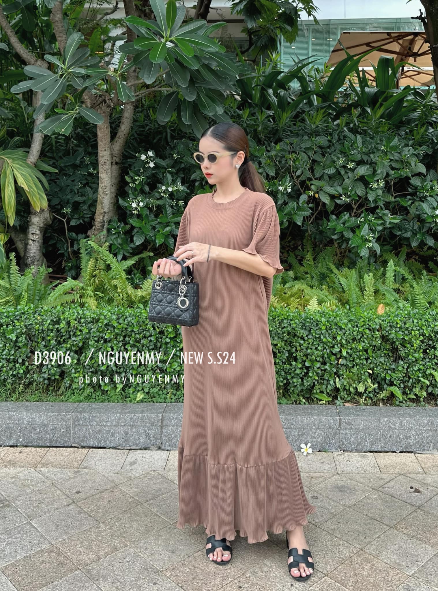 [🔑🇻🇳] Mindi Store – Cho Thuê Đồ Thiết Kế Dự Tiệc Toàn Quốc 🤝 Top1Rent 🔑  𝐴𝑖 𝑙𝑎̀ 𝐹𝑎𝑛 𝑐𝑢̉𝑎 Kiss-e-rine & 𝐿𝑎-𝑛𝑒 𝐽𝑇 𝑡ℎ𝑖̀ 𝑑𝑢̛̀𝑛𝑔 𝑙𝑎̣𝑖 𝑙𝑖𝑒̂̀𝑛 𝑛ℎ𝑎

Quá là mê đồ hiệu luôn á

————–𝑴𝒊𝒏𝒅𝒊 𝑺𝒕𝒐𝒓𝒆——————

𝑴𝒊𝒏𝒅𝒆 chuyên về  , shares-14✔️ , likes-52❤️️ , date-2024-05-31 14:50:49🇻🇳🇻🇳🇻🇳📰🆕