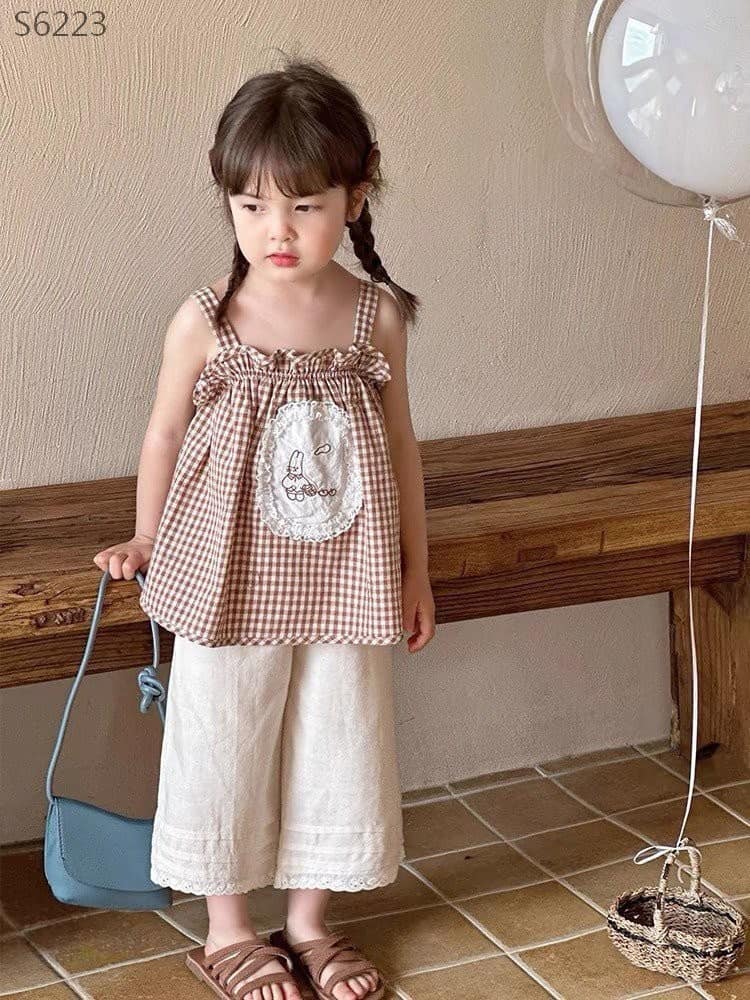 [🆕🇻🇳] Su An Kids – Phân phối Sỉ & Lẻ Quần áo trẻ em hàng Quảng Châu CC, VNTK 🧑‍🧒❤️️👶⭐️ – Set 2 Dây Caro Nâu Quần Xuông Kem
Size: 9-25kg
, shares-1✔️ , likes-2❤️️ , date-2024-06-04 19:02:50🇻🇳🇻🇳🇻🇳📰🆕