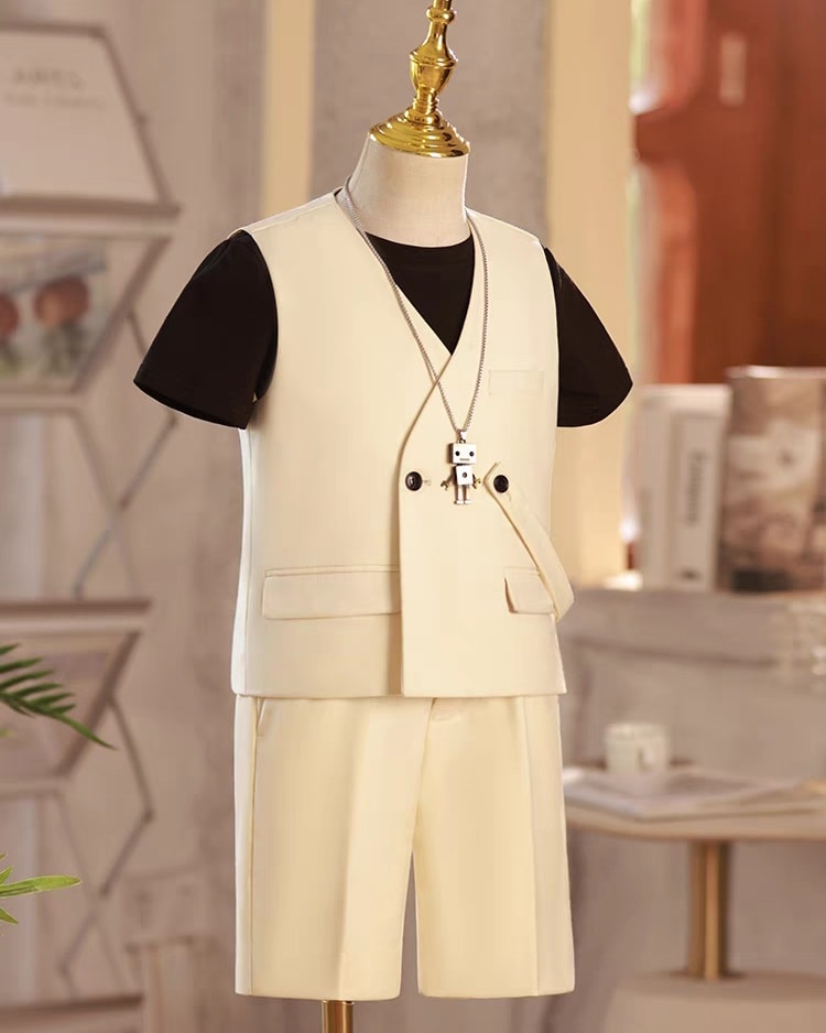 [🆕🇻🇳] VoiVoi KIDS – Thời trang trẻ em độc đáo 🧑‍🧒❤️️👶⭐️ Áo #420k – quần #580k  #Hàng HongKong bao chuẩn từ from đến chất
#Newcollection
…………………………
VoiVoi Kids – Thời trang trẻ em độc đáo
18 Tam Khương, Quậ , shares-0✔️ , likes-2❤️️ , date-2024-06-07 21:13:23🇻🇳🇻🇳🇻🇳📰🆕