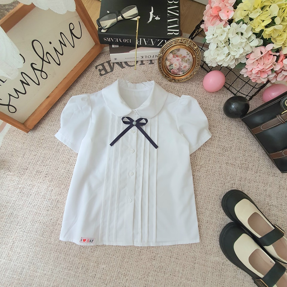 [🆕🇻🇳]  May mặc trẻ em Kidsky – Nơi gửi gắm niềm tin mua sắm của mẹ và bé 😎❤️️⭐️ Đ𝒐̛𝒏 𝒈𝒊𝒂̉𝒏 𝒎𝒂̀ 𝒔𝒊𝒆̂𝒖 𝒙𝒊𝒏𝒉 𝒏𝒉𝒂 𝒄𝒂́𝒄 𝒎𝒐𝒎 𝒐̛𝒊!  Sơmi bé gái diện vừa mát, xinh lại thoải mái lắm luôn. Vải mềm, thấm hút mồ hôi cùng thiết kế phom xuông nhẹ.  , shares-1✔️ , likes-5❤️️ , date-2024-06-12 02:40:29🇻🇳🇻🇳🇻🇳📰🆕