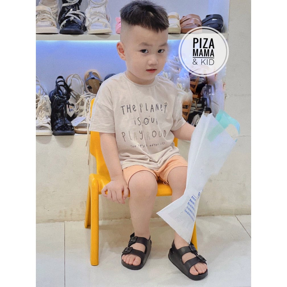 [🆕🇻🇳]  Piza Mama & Kid 🧑‍🧒❤️️👶⭐️  SANDAL ĐÚC SIÊU NHẸ DÀNH CHO BÉ YÊU
Mẫu dép quốc dân bé nào cũng nên có, nhẹ tênh ko thấm nước dễ mang vô cùng ạ.
, shares-0✔️ , likes-6❤️️ , date-2024-06-12 02:36:17🇻🇳🇻🇳🇻🇳📰🆕