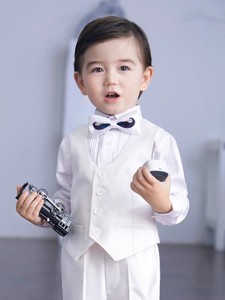 [🆕🇻🇳]  MMKID aims to bring kids the most high fashionable and high quality party design 🧑‍🧒❤️️👶⭐️ Nếu moms đang tìm set vest cho bé chụp hình kỷ niệm nhân dịp sinh nhật, hay ảnh kỷ niệm ngày cưới, hay set Suits cho bé dự những buổi tiệc thật sang trọng  , shares-2✔️ , likes-23❤️️ , date-2024-06-11 11:01:17🇻🇳🇻🇳🇻🇳📰🆕