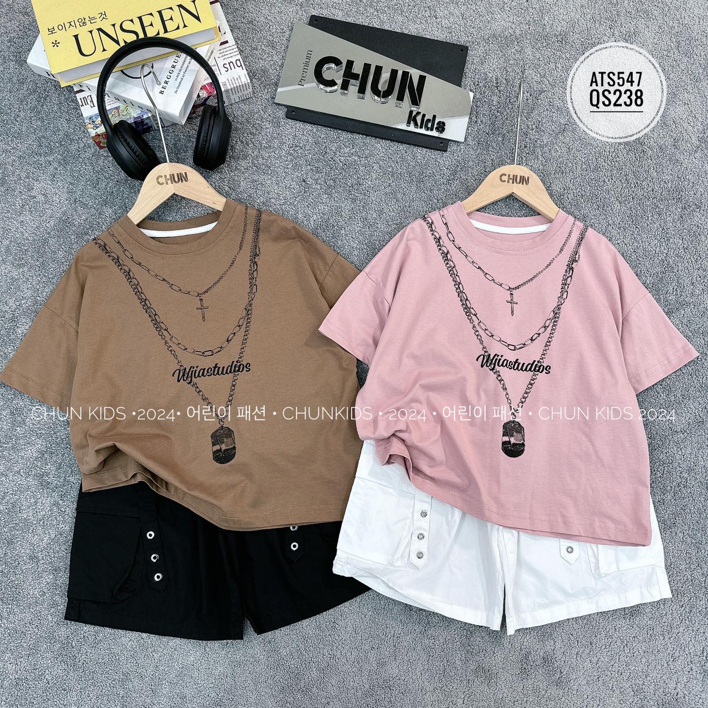 [🆕🇻🇳]  CHUNKids.vn – (Chun Kids )-Cửa hàng quần áo sơ sinh & trẻ em 🧑‍🧒❤️️👶⭐️ Áo thun cộc tay vải cotton mỏng siu siu mát
Thiếu kế in chìm vòng cổ trông tất chi là hay ho và ăn chơi nha
Áo full size 21->42kg
Chấm (•) inbox để m , shares-0✔️ , likes-6❤️️ , date-2024-06-18 12:34:40🇻🇳🇻🇳🇻🇳📰🆕