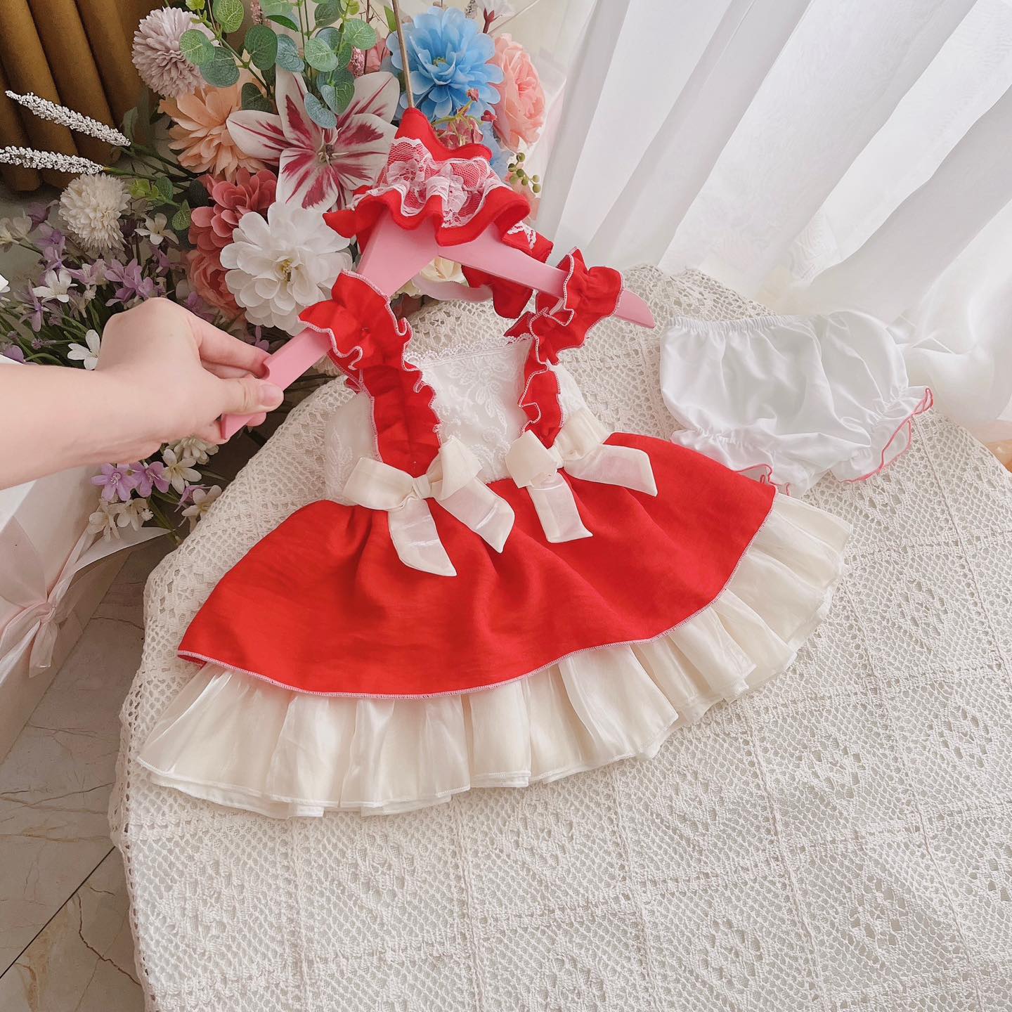 [🆕🇻🇳] Bé Bồng – Cung cấp các sản phẩm cho Mẹ & Bé chính hãng 🧑‍🧒❤️️👶⭐️ Đăng lên cái có mẹ gom luôn gần 100 cặp. Đang sêu sập giá, mẹ cần dầu gội xả cao cấp chuẩn salon thì nhắn Bồng lun nha
Ôi siêu phẩm dầu gội xả Batious chuy , shares-0✔️ , likes-35❤️️ , date-2024-06-23 01:37:45🇻🇳🇻🇳🇻🇳📰🆕