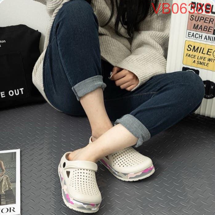 [🆕🇻🇳]  Voi Béo Store – Quần áo trẻ em xuất khẩu, xuất dư, hàng thiết kế cho bé 🧑‍🧒❤️️👶⭐️ SỤC NAM NỮ
Sale sốc . #155k/đôi
Êm nhẹ như coroc . sales off 70% luôn đâyyyy ạ
Em Săn sale dép sục back sa.le
Siêu êm – Siêu bền –  dòng đúc kèm quai , shares-0✔️ , likes-0❤️️ , date-2024-06-25 10:07:37🇻🇳🇻🇳🇻🇳📰🆕