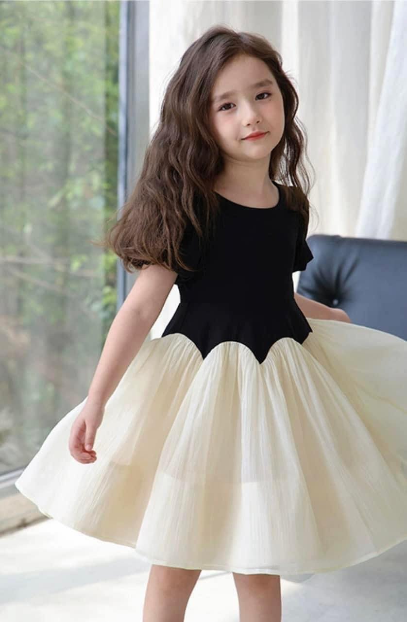 [🆕🇻🇳]  BEBÉ KIDS- Thời trang cao cấp cho bé yêu 🧑‍🧒❤️️👶⭐️ Lá của cây, mây của trời
Còn đầm này là của bé nào mom ơi?
, shares-0✔️ , likes-0❤️️ , date-2024-06-29 00:36:27🇻🇳🇻🇳🇻🇳📰🆕