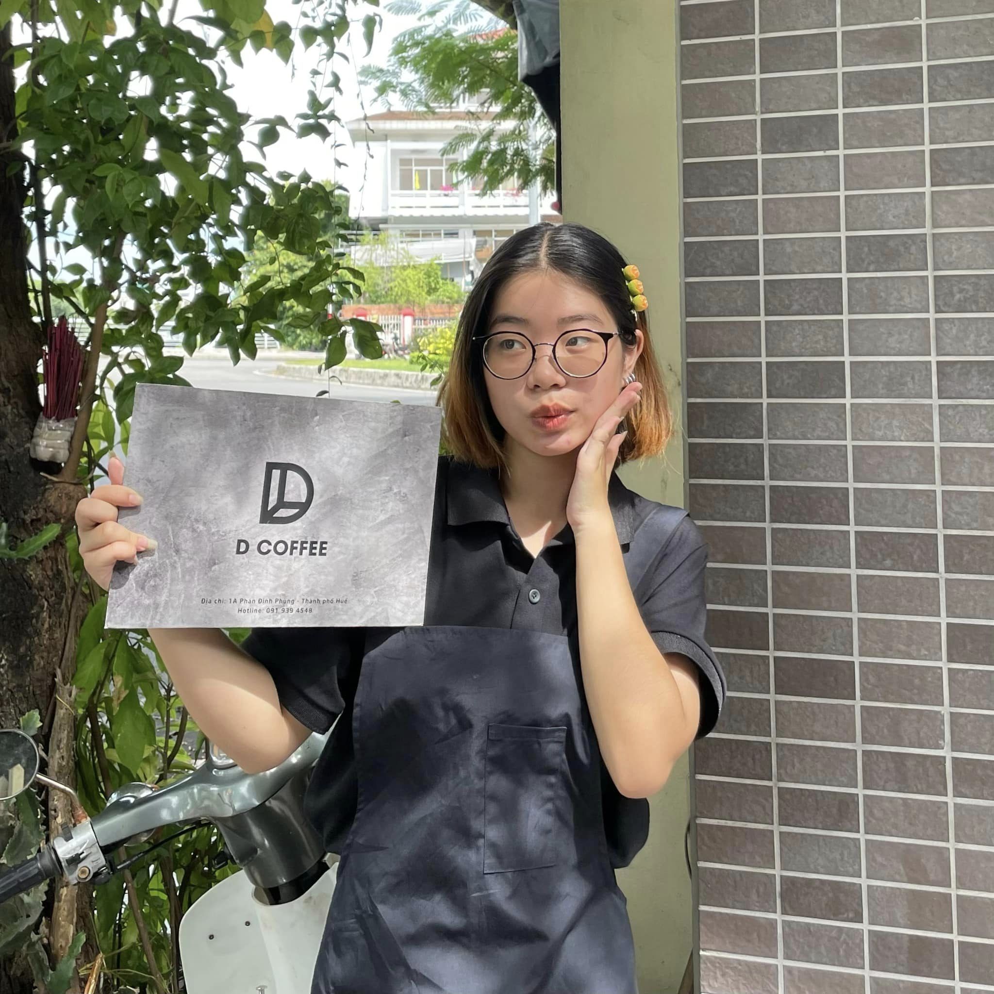 [☕️🇻🇳] D House – Coffee 🥤 Top1Coffee ☕️  Cô em mùa hè của Dhouse xin được phép giới thiệu chiếc homestay xinh iu Dhouse.

DHOUSE & COFFEE (1A Phan Đình Phùng) 

•Nằm ng , shares-0✔️ , likes-7❤️️ , date-2024-06-23 15:58:29🇻🇳🇻🇳🇻🇳📰🆕