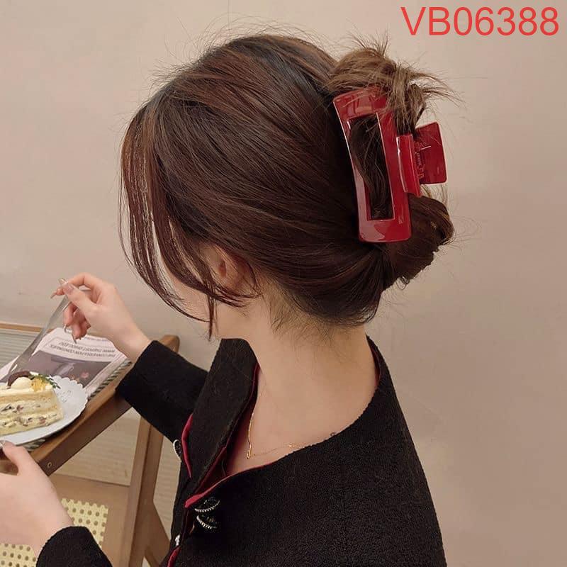 [🆕🇻🇳]  Voi Béo Store – Quần áo trẻ em xuất khẩu, xuất dư, hàng thiết kế cho bé 🧑‍🧒❤️️👶⭐️ Năm nay trend đỏ nha. Cặp tóc đỏ đẹp dã man luôn .
Còn loại size to, đẹp chắc chắn .
Nga gom : #59k/3 chiếc , bán zui thuii nà .
Hàng xịn đẹppppp nha , shares-0✔️ , likes-0❤️️ , date-2024-06-25 09:36:02🇻🇳🇻🇳🇻🇳📰🆕