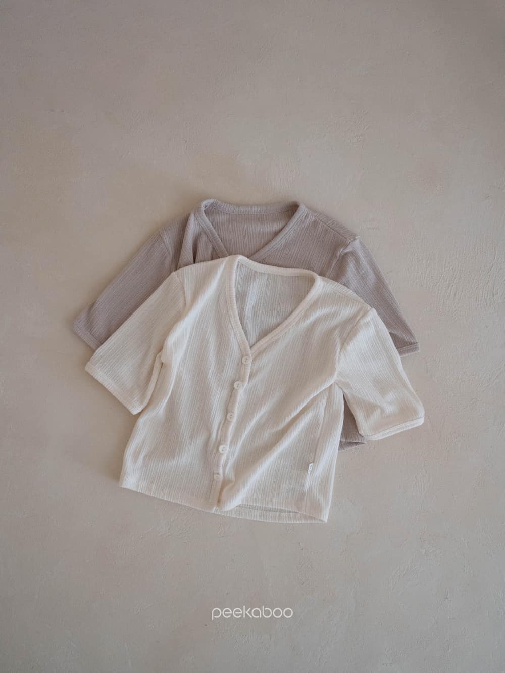 [🆕🇻🇳] NanaKids – Thời trang trẻ em Hàn Quốc 🧑‍🧒❤️️👶⭐️ #NewUpdate #Peekaboo  𝘽𝙎𝙏 𝘾𝘼𝙍𝘿𝙄𝙂𝘼𝙉 𝘽𝙍𝙀𝙀𝙕𝙀- #HÀNG #ORDERMẫu cardigan với chất liệu mềm,nhẹ phù hợp cho các bé khoác ngoài trong những ngày mưa nắng ạ
Các  , shares-1✔️ , likes-1❤️️ , date-2024-06-26 14:31:54🇻🇳🇻🇳🇻🇳📰🆕