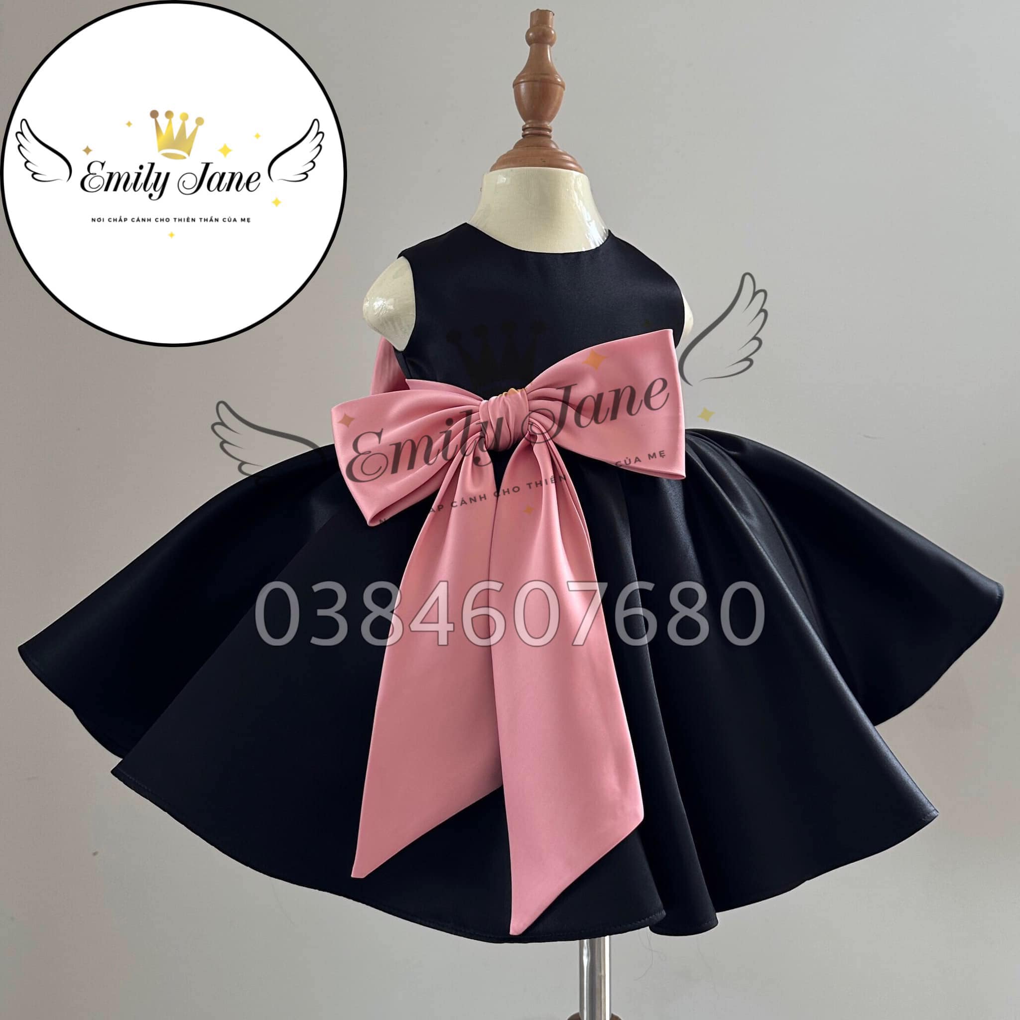 [🆕🇻🇳]  T&T Kids – Thay Ba Mẹ Mang Yêu Thương Đến Các Bé 🧑‍🧒❤️️👶⭐️ Áo LaBuBu đang cực kỳ siêu hot nóng hổi ạ  chỉ cần là hình labubu là cháy hàng rồi các bác ôi
Chuẩn ảnh thật hàng nhà em nha các bác
Đẹp 100 Điểm không  , shares-0✔️ , likes-1❤️️ , date-2024-07-02 21:33:13🇻🇳🇻🇳🇻🇳📰🆕