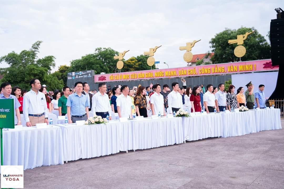 [🆕🇻🇳] ULA Namaste YOGA -Thanh Hóa 🧘 Top1Yoga 🤸🏻‍♀️ Lễ Khai mạc hè, Ngày Olympic trẻ em và phát động toàn dân tập luyện môn bơi phòng, chống đuối nước năm 2024

Sáng ngày 26/5, tại Quảng trường Lam Sơn, thàn , shares-0✔️ , likes-1❤️️ , date-2024-06-25 22:37:20🇻🇳🇻🇳🇻🇳📰🆕