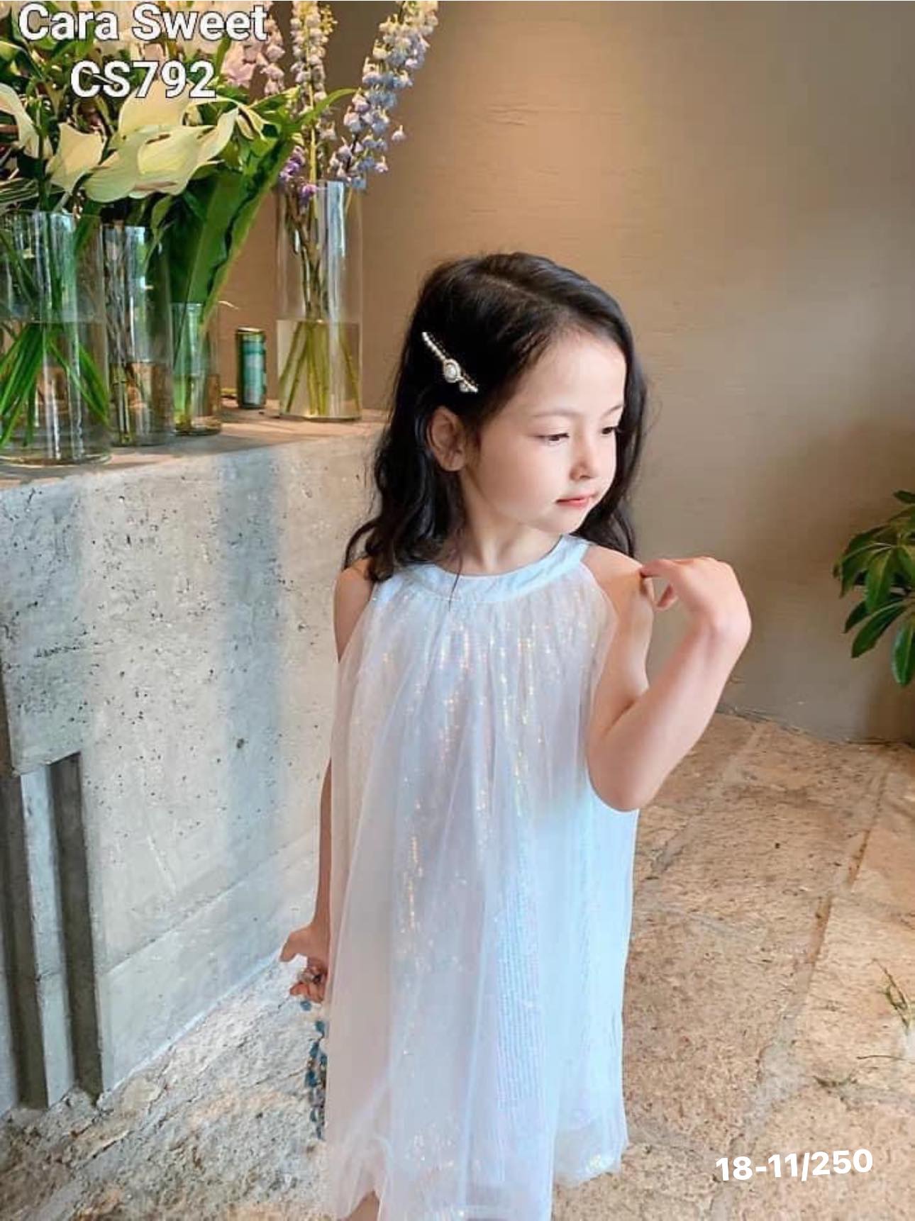 [🆕🇻🇳] Carlos kids – Chuyên thời trang, giày dép và phụ kiện cao cấp cho bé trai và bé gái 🧑‍🧒❤️️👶⭐️  Sang xịn lắm ah.
Váy 3 lớp, lớp tho boi 100% cotton. Lớp lưới kim sa lấp lánh. Phủ lớp tutu mềm nhẹ. Mặc cực kì thoải mái
Full size: 10-40kg
, shares-0✔️ , likes-0❤️️ , date-2024-06-29 22:19:22🇻🇳🇻🇳🇻🇳📰🆕