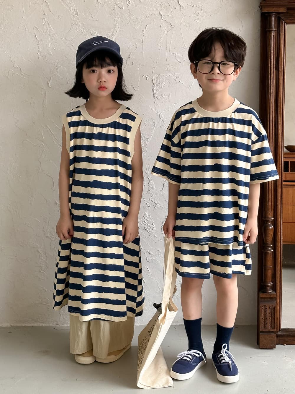 [🆕🇻🇳] Tiệm Nhà Bơ – 안녕하세요☀️ Tiệm chuyên đồ trẻ em Quảng Châu, mang style Hàn Quốc năng động cho bé🥑 🧑‍🧒❤️️👶⭐️ Couple xinh iu ạ
Sz90-150
, shares-0✔️ , likes-3❤️️ , date-2024-06-30 15:26:53🇻🇳🇻🇳🇻🇳📰🆕