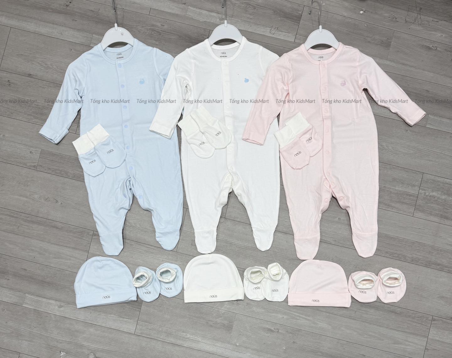 [🆕🇻🇳]  Tổng kho sỉ lẻ Nous_ UalaRogo_BU_Chaang_Lapomme 🧑‍🧒❤️️👶⭐️ #ĐồSơSinh xịn sò sẵn shop
Mom ở gần qua lựa e tư vấn trực tiếp, mom ở xa ib em báo giá #Sale cực tốt ạ
Nhận sỉ ck cực cao, sỉ add Za 0336983307
, shares-5✔️ , likes-156❤️️ , date-2024-07-05 14:10:37🇻🇳🇻🇳🇻🇳📰🆕