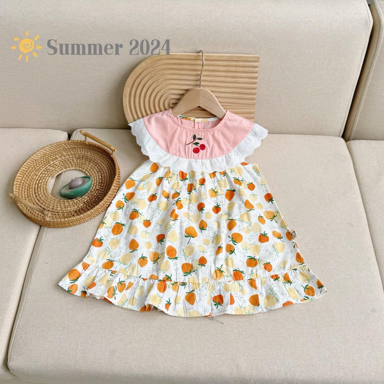 [🆕🇻🇳]  Bí Ngô baby shop – Chuyên quần áo bé gái 8-30kg (1- 9 tuổi) 😎❤️️⭐️ 𝐓𝐡𝐚𝐧𝐡 𝐱𝐮𝐚̂𝐧 𝐧𝐡𝐮̛ 𝟏 𝐜𝐡𝐞́𝐧 𝐭𝐫𝐚̀
Đ𝐚̣̂𝐦 𝐧𝐡𝐚̣𝐭 𝐜𝐮̃𝐧𝐠 đ𝐮̛𝐨̛̣𝐜 𝐦𝐢𝐞̂̃𝐧 𝐥𝐚̀ 𝐩𝐡𝐚̉𝐢 𝐱𝐢𝐧𝐡
————————
Thiết Kế- Chất liệu: Váy sát nách cổ cách điệu thêu hoạ tiết cute. C , shares-0✔️ , likes-0❤️️ , date-2024-07-04 16:56:35🇻🇳🇻🇳🇻🇳📰🆕