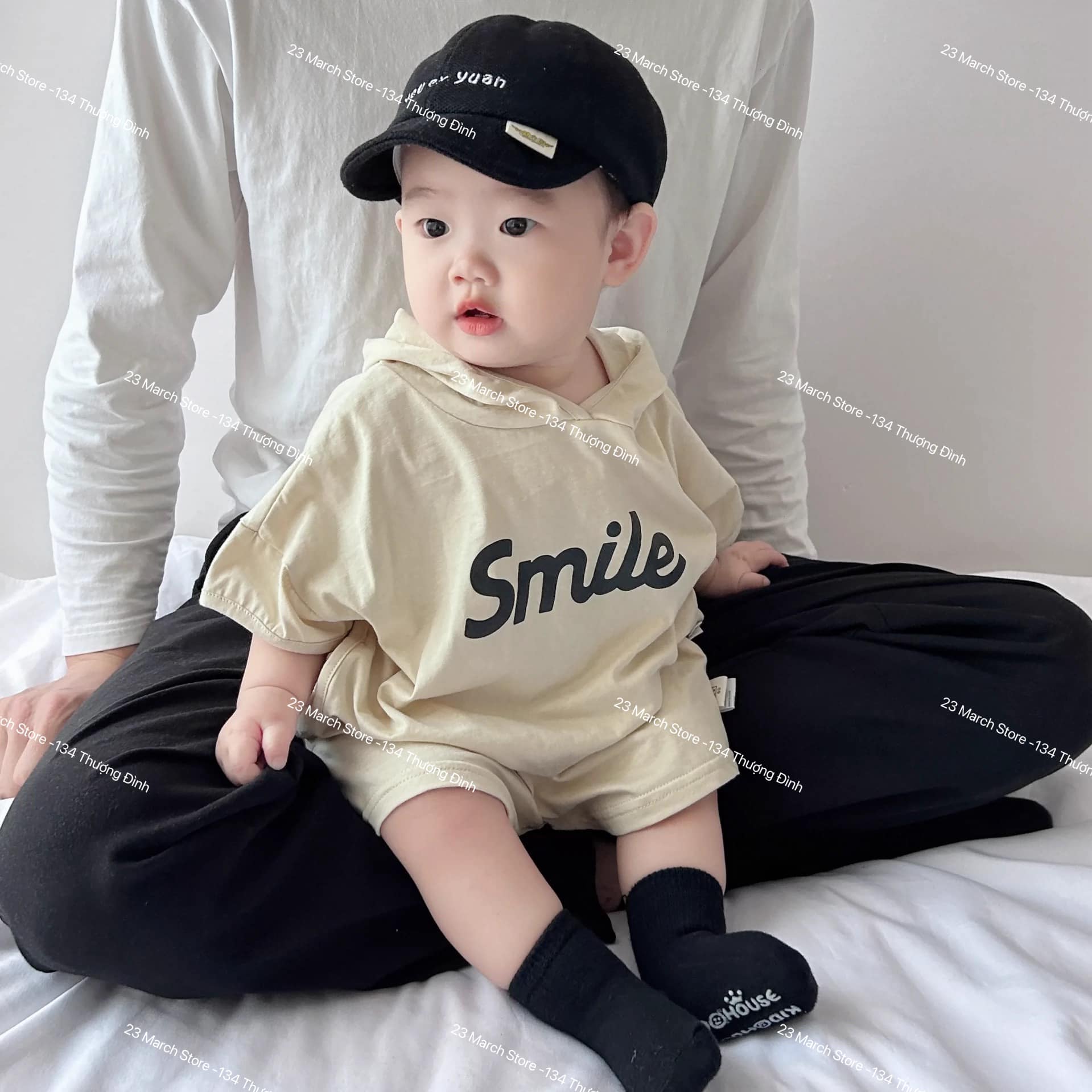[🆕🇻🇳] 23 March Store- Thời trang trẻ em cao cấp 🧑‍🧒❤️️👶⭐️ RESTOCK
Bộ đồ mũ Smile style Hàn siêu cute
2⃣ Tone màu quá hợp với thời tiết mùa hè nha, mặc lên cưng lắm luôn ạ.
Chất cotton mềm, thấm hút mồ hô , shares-0✔️ , likes-2❤️️ , date-2024-07-03 15:53:50🇻🇳🇻🇳🇻🇳📰🆕