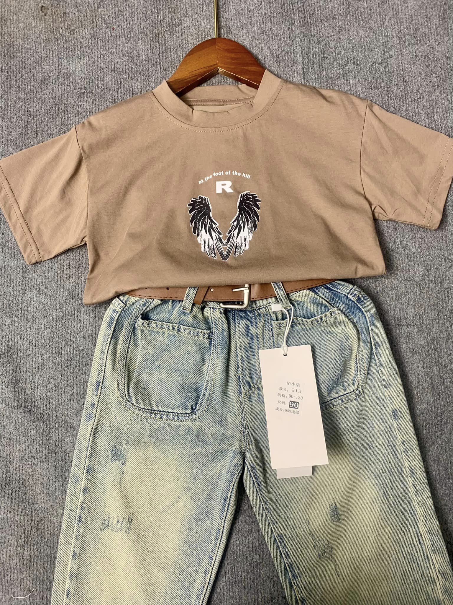 [🆕🇻🇳] KID Clothing – Quần Áo Bé Thóc – CHUYÊN HÀNG QUẢNG CHÂU 🧑‍🧒❤️️👶⭐️ Áo về thêm cực nhiều ạ. Dễ mặc và dễ mix đồ lắm luôn đó các mom nè
, shares-0✔️ , likes-5❤️️ , date-2024-07-02 19:15:25🇻🇳🇻🇳🇻🇳📰🆕