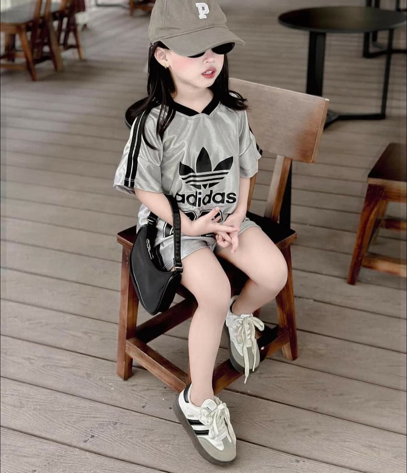 [🆕🇻🇳]  Sugar Baby – Chuyên thời trang trẻ em, sơ sinh 🧑‍🧒❤️️👶⭐️  Bé trai bé gái mang đều đẹp hết trơn á Mẹ ui
Size 26-37
, shares-0✔️ , likes-0❤️️ , date-2024-07-05 05:01:00🇻🇳🇻🇳🇻🇳📰🆕