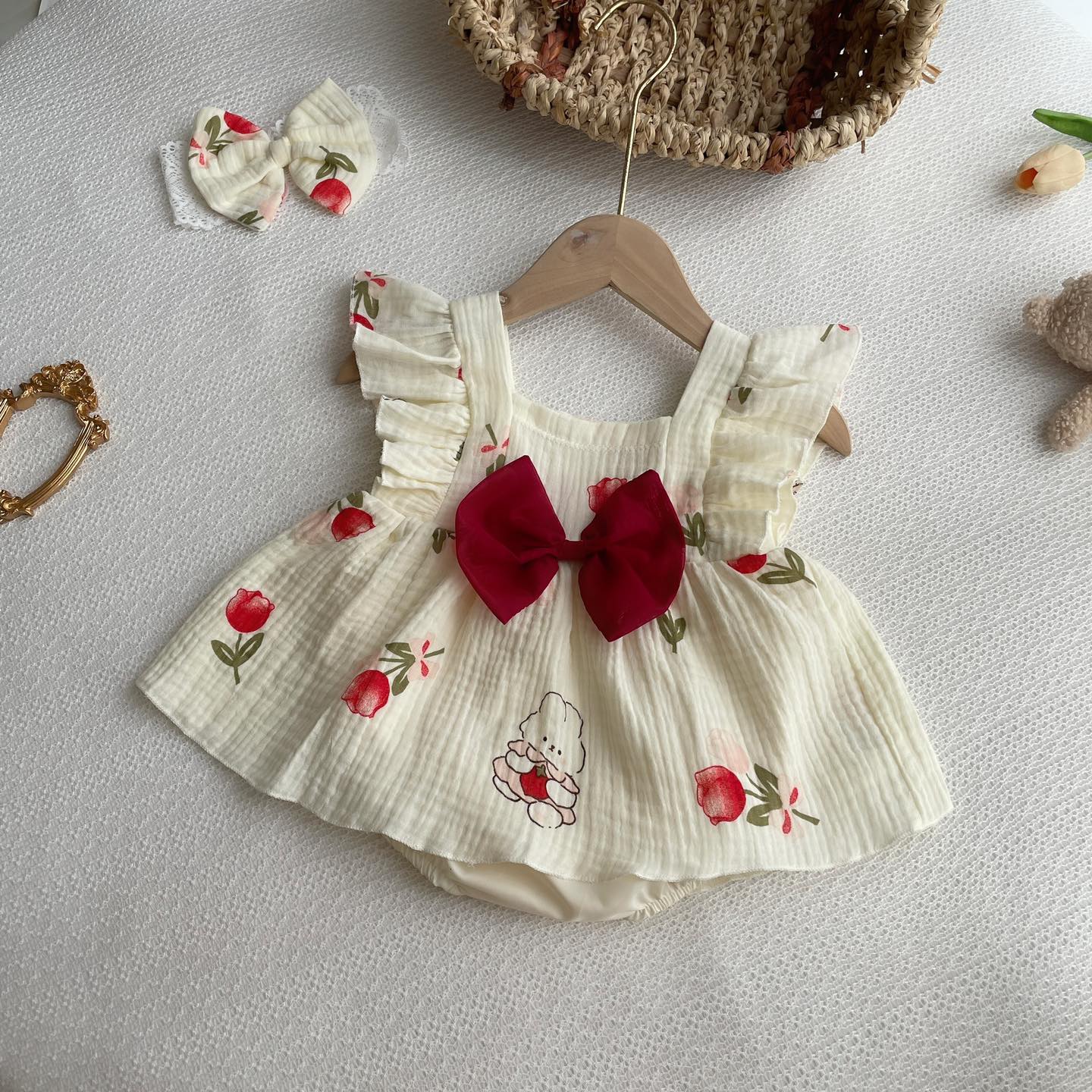 [🆕🇻🇳] SUSU SHOP- Váy đầm thiết kế cho bé gái 🧑‍🧒❤️️👶⭐️ Xô Muslin vẫn là chân ái của những bánh bèo thích điệu mà lại thích mát, thích đẹo mà lại thích thấm mồ hôi giữa thời tiết hè
Size  (ss – 13kg)  Shopee.
, shares-0✔️ , likes-3❤️️ , date-2024-07-08 16:51:15🇻🇳🇻🇳🇻🇳📰🆕