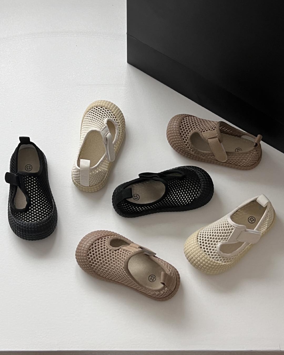 [🆕🇻🇳]  Taau’s Shop – �ĐỘC LẠ QUAN TRỌNG LÀ CHẤT SANG XỊN MỊN� 😎❤️️⭐️ Giày đan lỗ phong cách Hàn quốc cho bé
Đế chống trượt, vừa nhẹ vừa êm 3 màu sành điệu
Size 23->28(15->17.5cm)𝐒𝐇𝐎𝐏𝐄𝐄 : 𝐬𝐡𝐨𝐩𝐞𝐞.𝐯𝐧/𝐭𝐚𝐚𝐮𝐬𝐡𝐨𝐩
𝐈𝐧𝐛𝐨𝐱 𝐬𝐡𝐨𝐩 𝐭𝐮̛  , shares-4✔️ , likes-93❤️️ , date-2024-07-06 13:46:18🇻🇳🇻🇳🇻🇳📰🆕