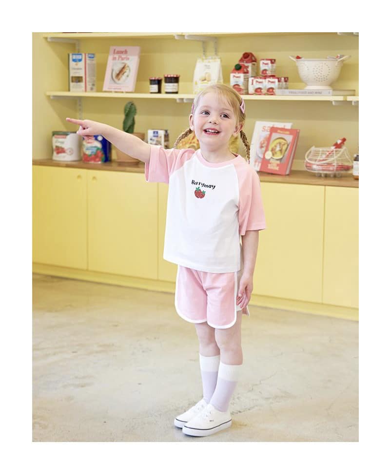 [🆕🇻🇳]  LabeRy.-Korean kids brands – đồ trẻ em Hàn Quốc 🧑‍🧒❤️️👶⭐️ Nắng nóng đã có mẹ Ry lo
#made_in_korea
#order_đồ_hàn
, shares-0✔️ , likes-2❤️️ , date-2024-07-08 19:56:11🇻🇳🇻🇳🇻🇳📰🆕