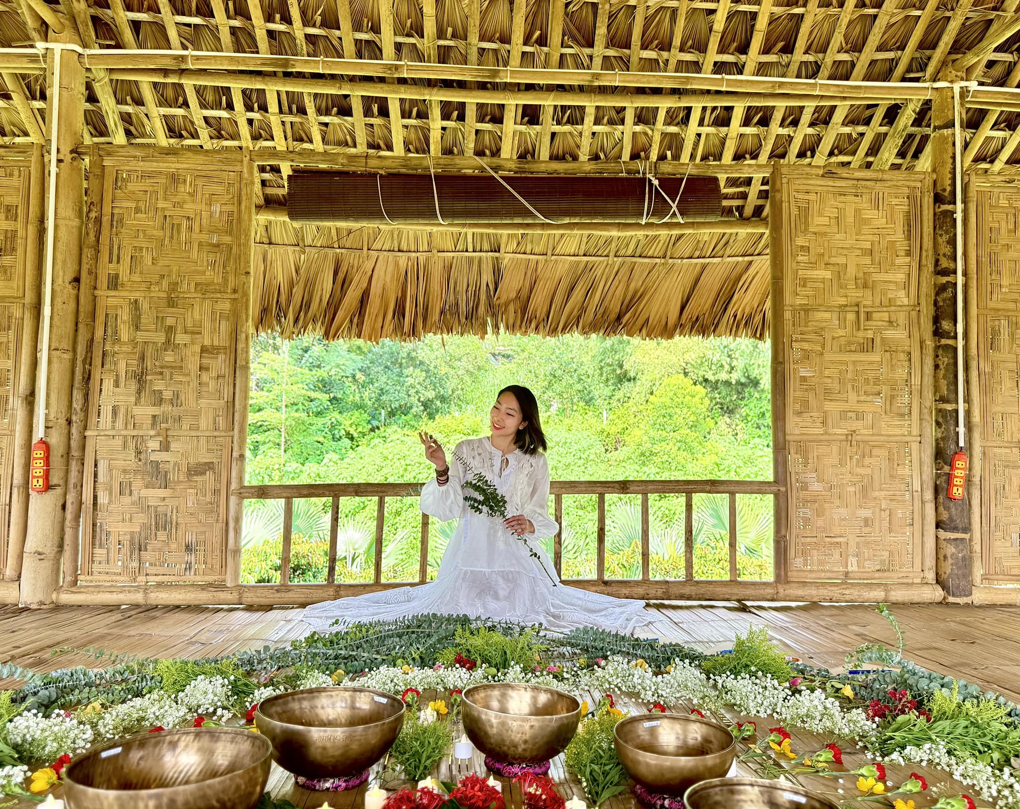 [🆕🇻🇳] YOGA LUNA THÁI CENTER – Trung tâm giảng dạy Yoga hàng đầu về Yoga Bà Bầu, Yoga Trẻ Em 🧘 Top1Yoga 🤸🏻‍♀️ Bạn hãy nhớ nở nụ cười an lạc
Kệ ngoài kia là dâu bể chông chênh
Sống bình thản chớ bận lời thiên hạ
Cõi trần gian chỉ đến rồi lại đi!

Chúc mừng Lễ tốt ng , shares-0✔️ , likes-5❤️️ , date-2024-07-08 17:05:00🇻🇳🇻🇳🇻🇳📰🆕