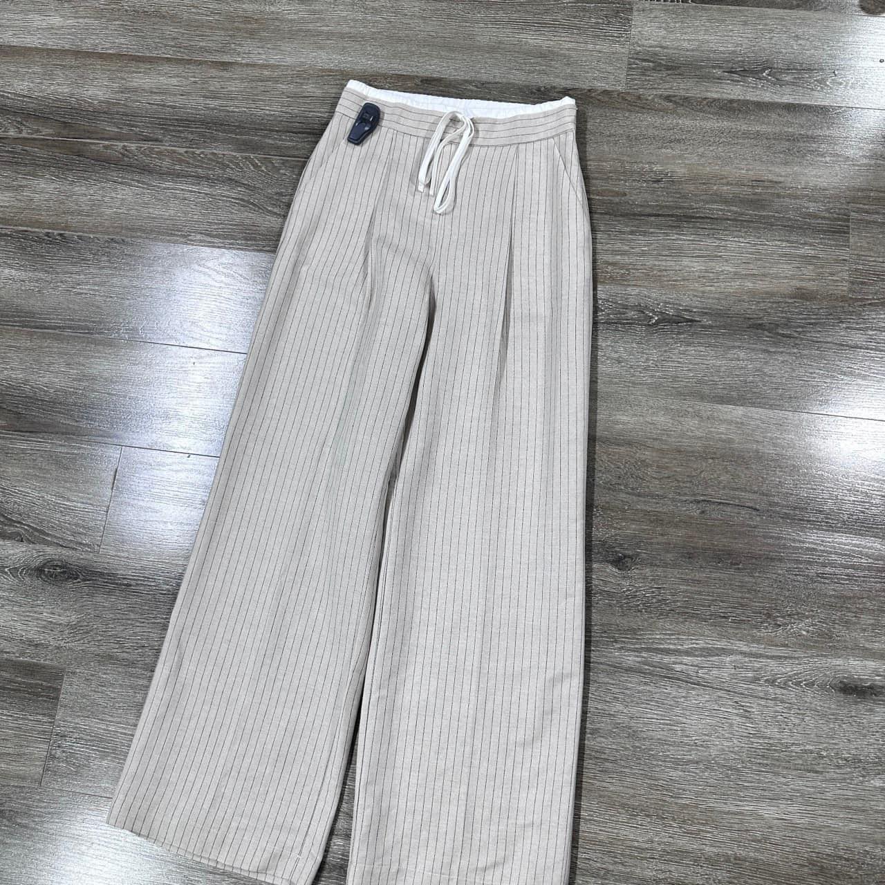 [🆕🇻🇳]  Măng Kids chuyên các mặt hàng xuất dư, xuất xịn 😎❤️️⭐️ Siêu phẩm hot rần rần, brand cháy hàng liên tục nha các bác, đỉnh từ chất đến dáng lun ạ,vải linen tưng PRE chuẩn hãng, rủ quần, tôn dáng dã man,trẻ trung, , shares-0✔️ , likes-6❤️️ , date-2024-07-08 01:44:44🇻🇳🇻🇳🇻🇳📰🆕