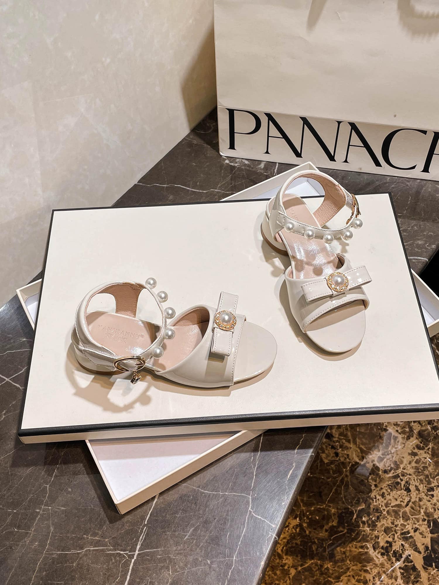 [🆕🇻🇳] Tiệm giày bé Sữa – Một đôi giày tốt sẽ giúp bạn đi xa và thoải mái trong hành trình cuộc đời của mình! 👕 Top1Fashion 👗   , shares-0✔️ , likes-1❤️️ , date-2024-07-07 23:50:03🇻🇳🇻🇳🇻🇳📰🆕