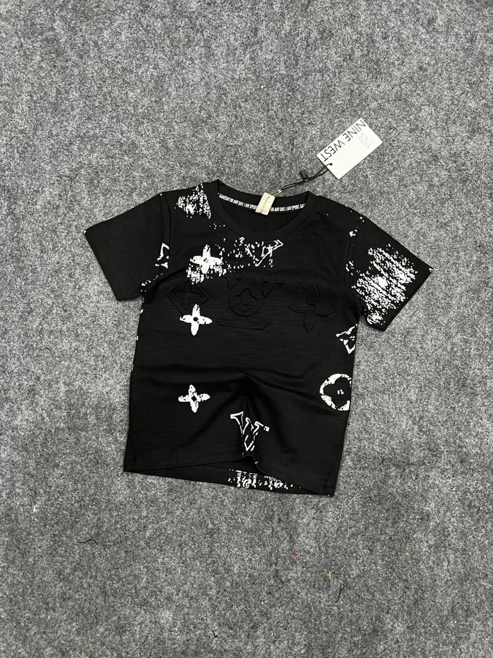 [🆕🇻🇳] Quần Áo Trẻ Em Thegioiconyeu – ✨ CHUYÊN QUẦN ÁO BÉ TRAI – NÓN – PHỤ KIỆN 🧑‍🧒❤️️👶⭐️  ÁO THUN CAO CẤP THIẾT KẾ MIX HIỆU
Chất chính phẩm xịn, co giãn thoải mái, thấm hút mồ hôi tốt. Logo hiệu dập nổi nét căng.   Size 8kg – 35kg
, shares-0✔️ , likes-0❤️️ , date-2024-07-10 23:30:38🇻🇳🇻🇳🇻🇳📰🆕