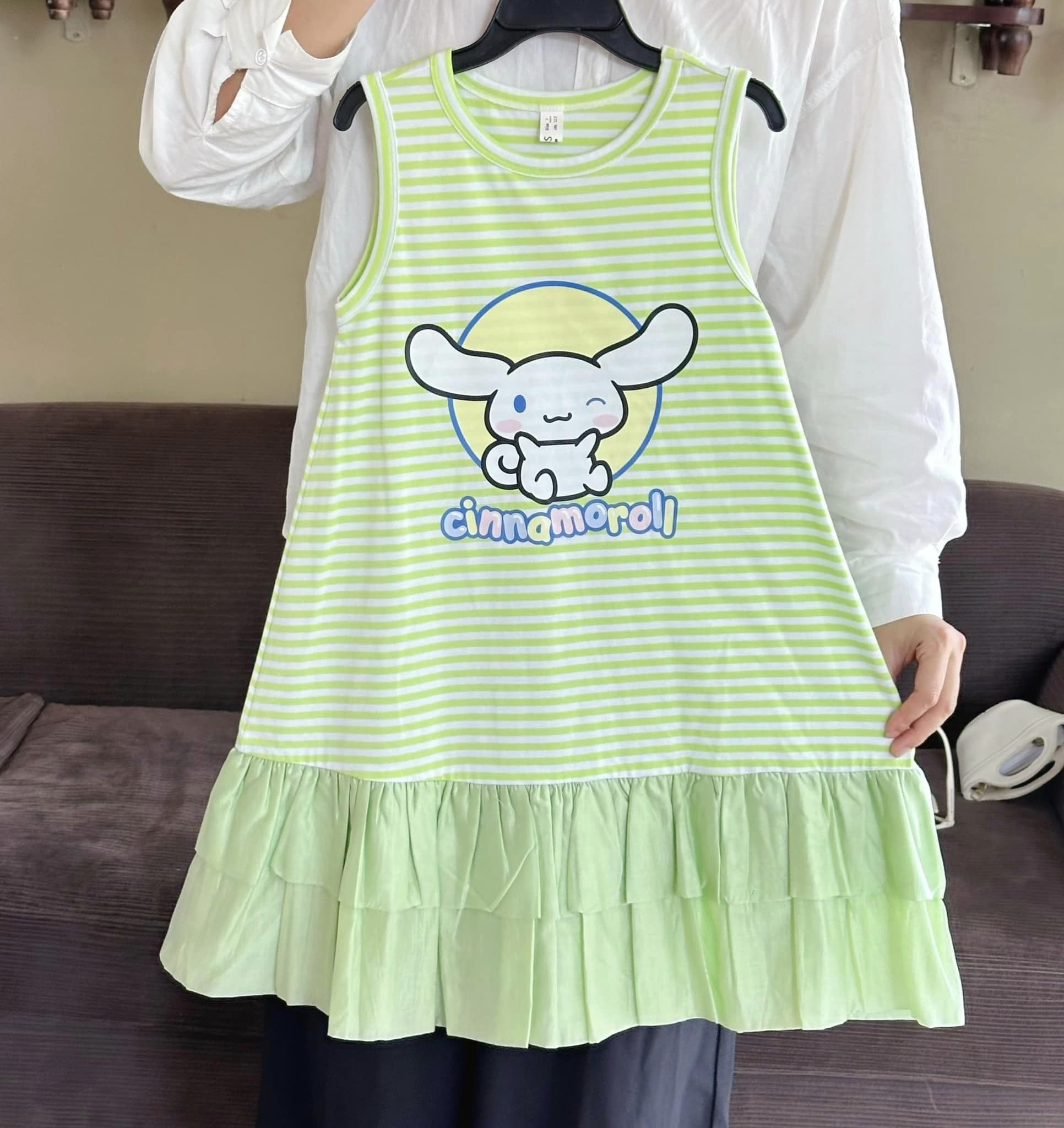 [🆕🇻🇳] Smock Nhà Thỏ – ĐẦM SMOCK 🩷 ĐẦM THIẾT KẾ 🩷 🧑‍🧒❤️️👶⭐️  Hàng có sẵnTrọn bộ các em đầm Cinnamoroll siêu hot hit và thuộc top best seller Nhà Thỏ đây ạ .• Nhà Thỏ có đủ size cho bé từ 10kg đến 43lg tuỳ chi , shares-0✔️ , likes-20❤️️ , date-2024-07-10 18:11:40🇻🇳🇻🇳🇻🇳📰🆕