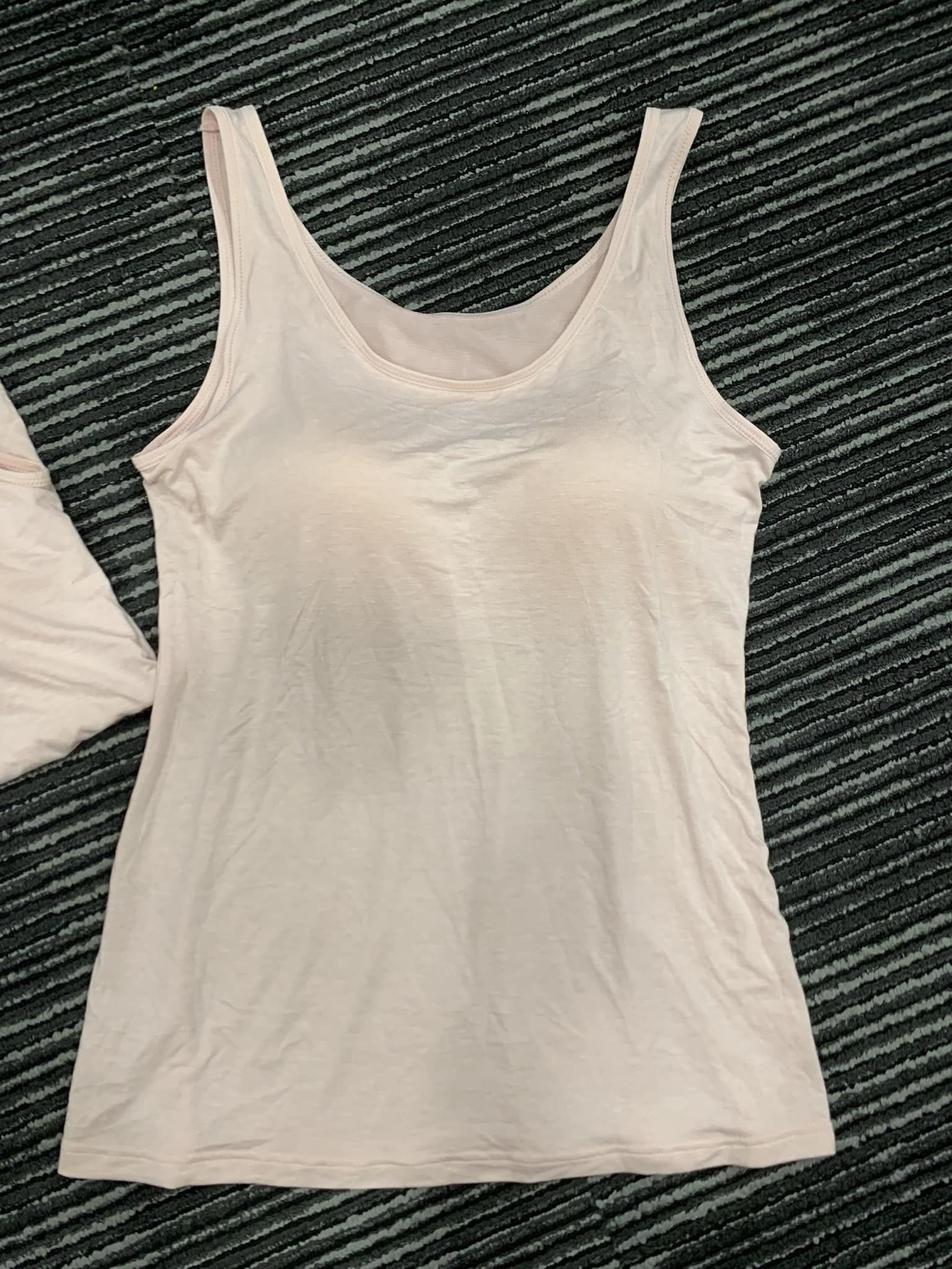 [🆕🇻🇳] Pokid – Chuyên hàng xuất xịn 🧑‍🧒❤️️👶⭐️ Còn 2 chiếc áo này thôi
Chị nào vừa thì nên lấy nhé. Mặc sướng rơn, quên hết các thể loại bra vì sự tiện dụng và đẹp nữa
Quả tròn, xinh, ôm gọn
Mặc mát
, shares-0✔️ , likes-0❤️️ , date-2024-07-10 19:55:45🇻🇳🇻🇳🇻🇳📰🆕