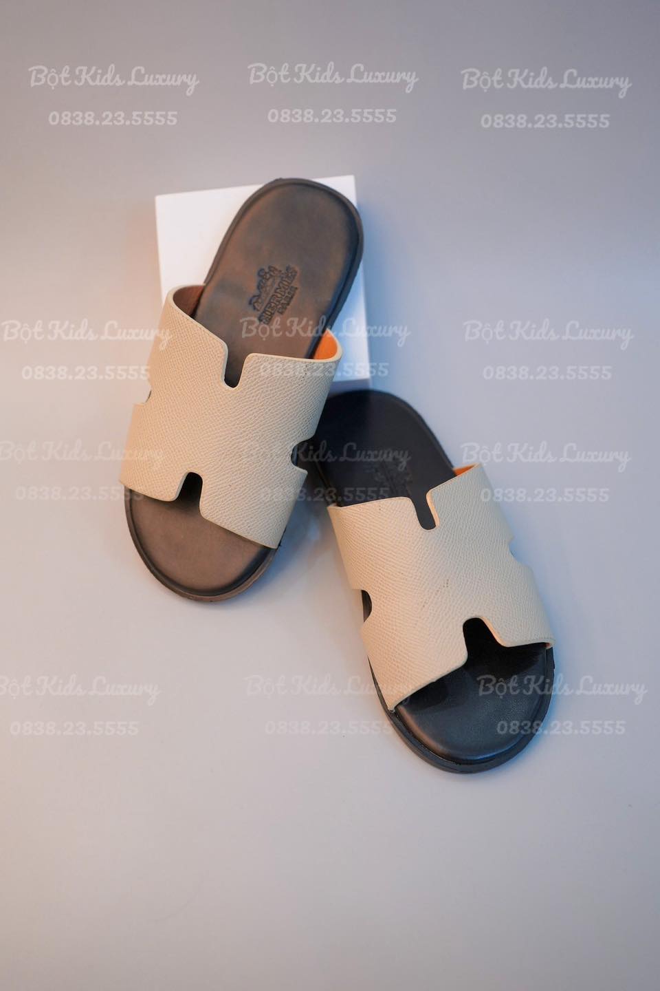 [🆕🇻🇳] Bột Kids – Chuyên Thời Trang Trẻ Em Cao Cấp 🧑‍🧒❤️️👶⭐️ ————————–
𝐁𝐨̣̂𝐭 𝐊𝐢𝐝𝐬 𝐋𝐮𝐱𝐮𝐫𝐲 198 𝐋𝐞̂ 𝐓𝐫𝐨̣𝐧𝐠 𝐓𝐚̂́𝐧
Chuyên Thời Trang Trẻ Em Cao Cấp
Tư vấn SP – Mua hàng  :   𝟎𝟖𝟑𝟖.𝟐𝟑.𝟓𝟓𝟓𝟓
Ngân  , shares-0✔️ , likes-1❤️️ , date-2024-07-11 23:03:37🇻🇳🇻🇳🇻🇳📰🆕