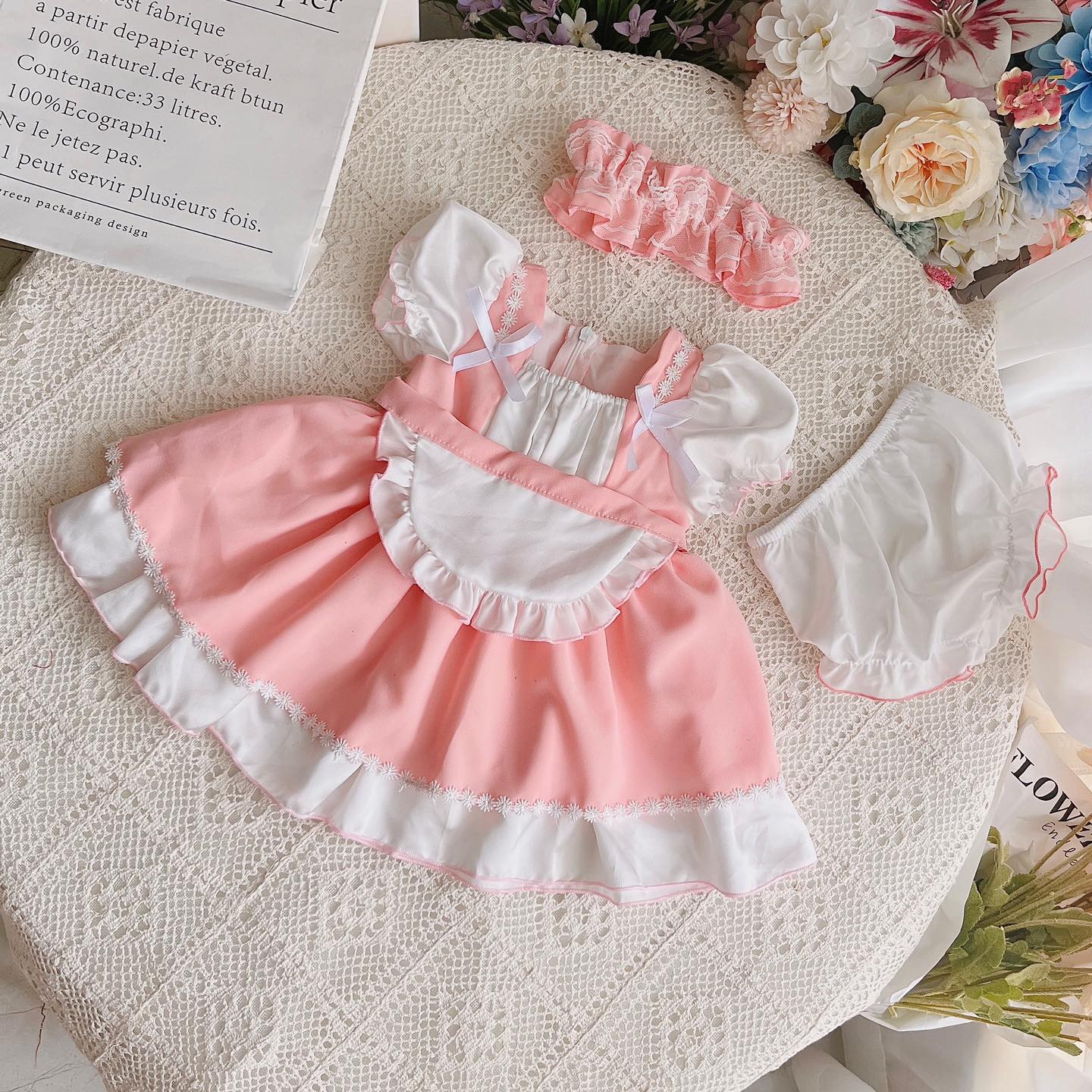 [🆕🇻🇳] Tiệm Sun – Quần áo đẹp cho bé – Bí mật của những em bé TỰ TIN – THẦN THÁI và HẠNH PHÚC � 🧑‍🧒❤️️👶⭐️ 𝐍𝐠𝐡𝐢𝐞̂𝐧𝐠 đ𝐚̂̀𝐮 𝐠𝐮̛𝐨̛𝐧𝐠 𝐦𝐚̣̆𝐭 đ𝐚̆𝐦 𝐜𝐡𝐢𝐞̂𝐮
𝐍𝐡𝐢̀𝐧 𝐛𝐞́ 𝐜𝐨́ 𝐚𝐢 𝐥𝐢𝐞̂𝐮 𝐱𝐢𝐞̂𝐮 𝐤𝐡𝐮𝐦 𝐧𝐚̀𝐨𝐨Set lolita hồng phấn e về sẵn được 1 ít, có size từ 6 đến 17kg. Set gồm  , shares-0✔️ , likes-6❤️️ , date-2024-07-10 17:02:31🇻🇳🇻🇳🇻🇳📰🆕