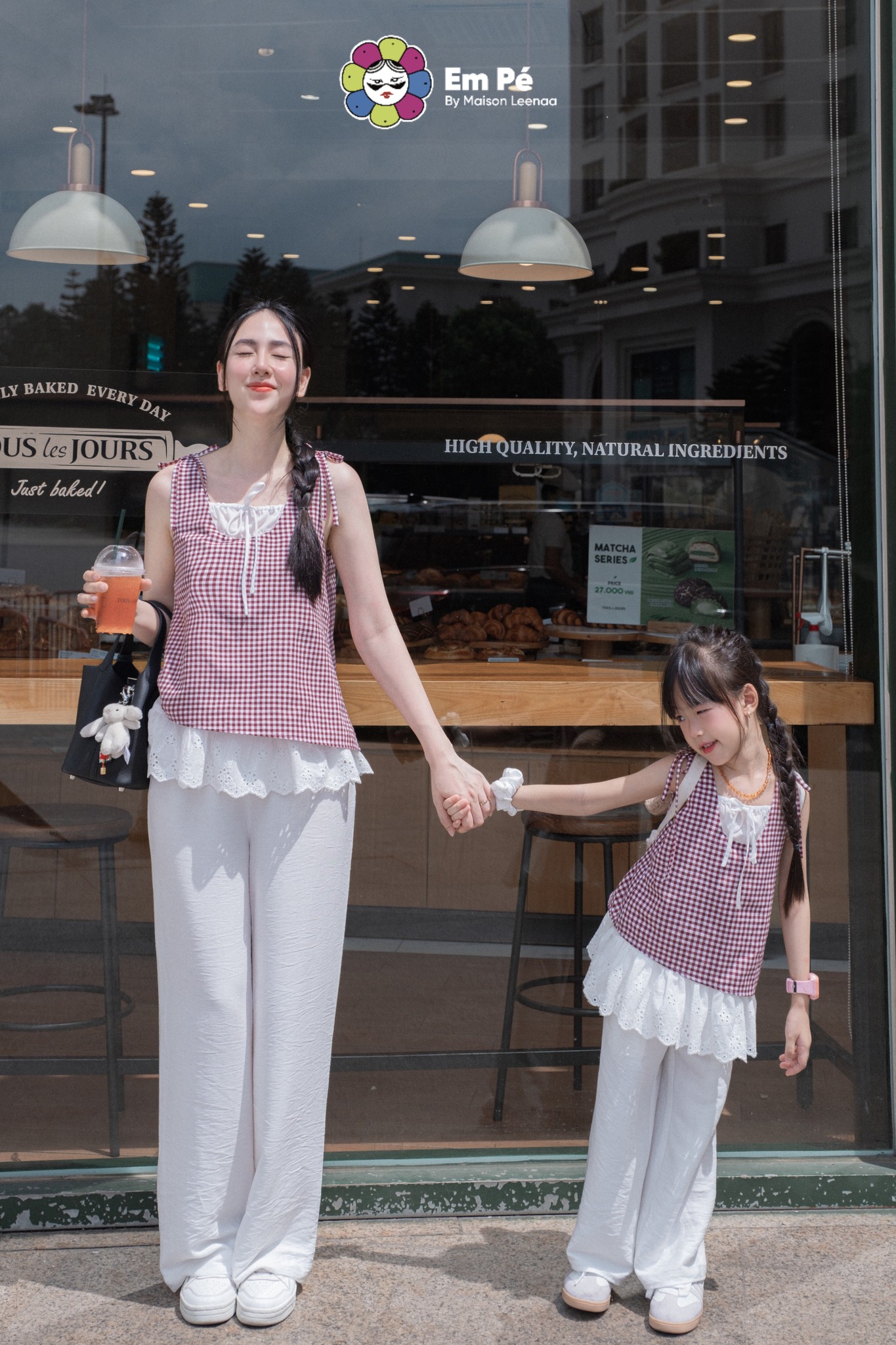 [🆕🇻🇳] 𝐄𝐦 𝐩𝐞́ 𝐛𝐲 𝐌𝐚𝐢𝐬𝐨𝐧 𝐋𝐞𝐞𝐧𝐚𝐚 – Đồ trẻ em 🧑‍🧒❤️️👶⭐️ 𝖢𝖺𝗋𝗈 𝗇𝗈̛ 𝖻𝖺𝗒, 𝗆𝖾̣ 𝖼𝗈𝗇 đ𝗈́𝗇 𝗇𝖺̆́𝗇𝗀
Một ngày, một ngày hạ, khắp nơi tràn tia nắng
Bầu trời một màu tình yêu, mẹ con mình vui đùa chẳng lo lắng
, shares-42✔️ , likes-612❤️️ , date-2024-07-18 21:00:11🇻🇳🇻🇳🇻🇳📰🆕