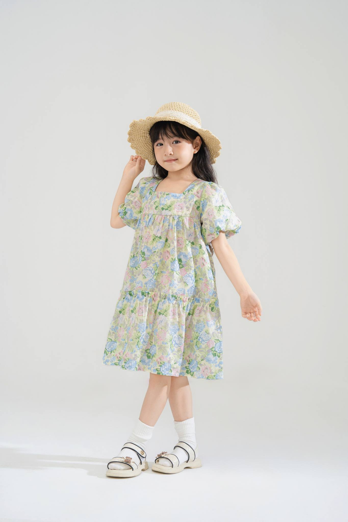 [🆕🇻🇳]  Gigi’s – Thời trang trẻ em 🧑‍🧒❤️️👶⭐️ POPPY FLOWERThời tiết nóng dần lên, ba mẹ và bé đã chuẩn bị đến đâu để trải qua những ngày nắng dài? Hãy để Gigi giới thiệu cho ba mẹ sản phẩm khiến bé  , shares-0✔️ , likes-4❤️️ , date-2024-06-24 16:07:12🇻🇳🇻🇳🇻🇳📰🆕