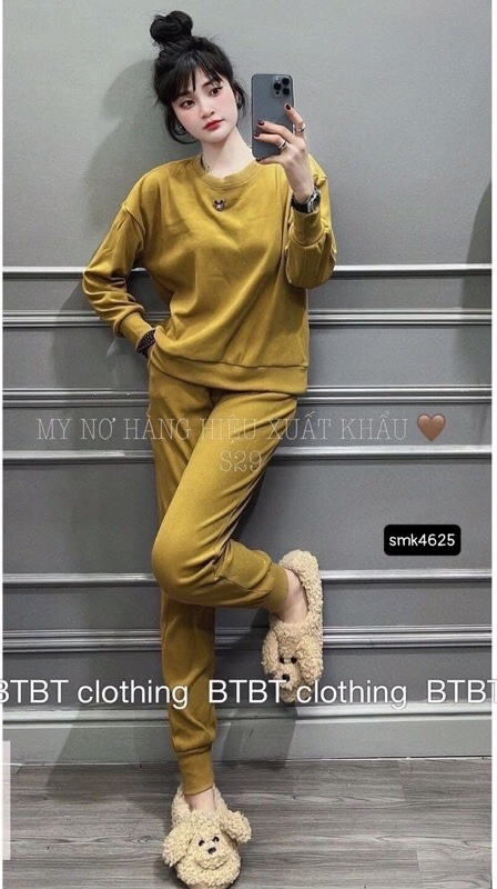 𝑿𝒂̉ 𝑵𝒐̂́𝒕 𝑵𝒈𝒉𝒊̉ 𝑻𝒆̂́𝒕
Em còn nâu Size L : 56-60kg
Giá #199k====>DỌN KHO #169kkkk
Hàng loại 1 chất nhung tăm thụng mềm mịn co giãn 4 chiều
Mickey nhỏ