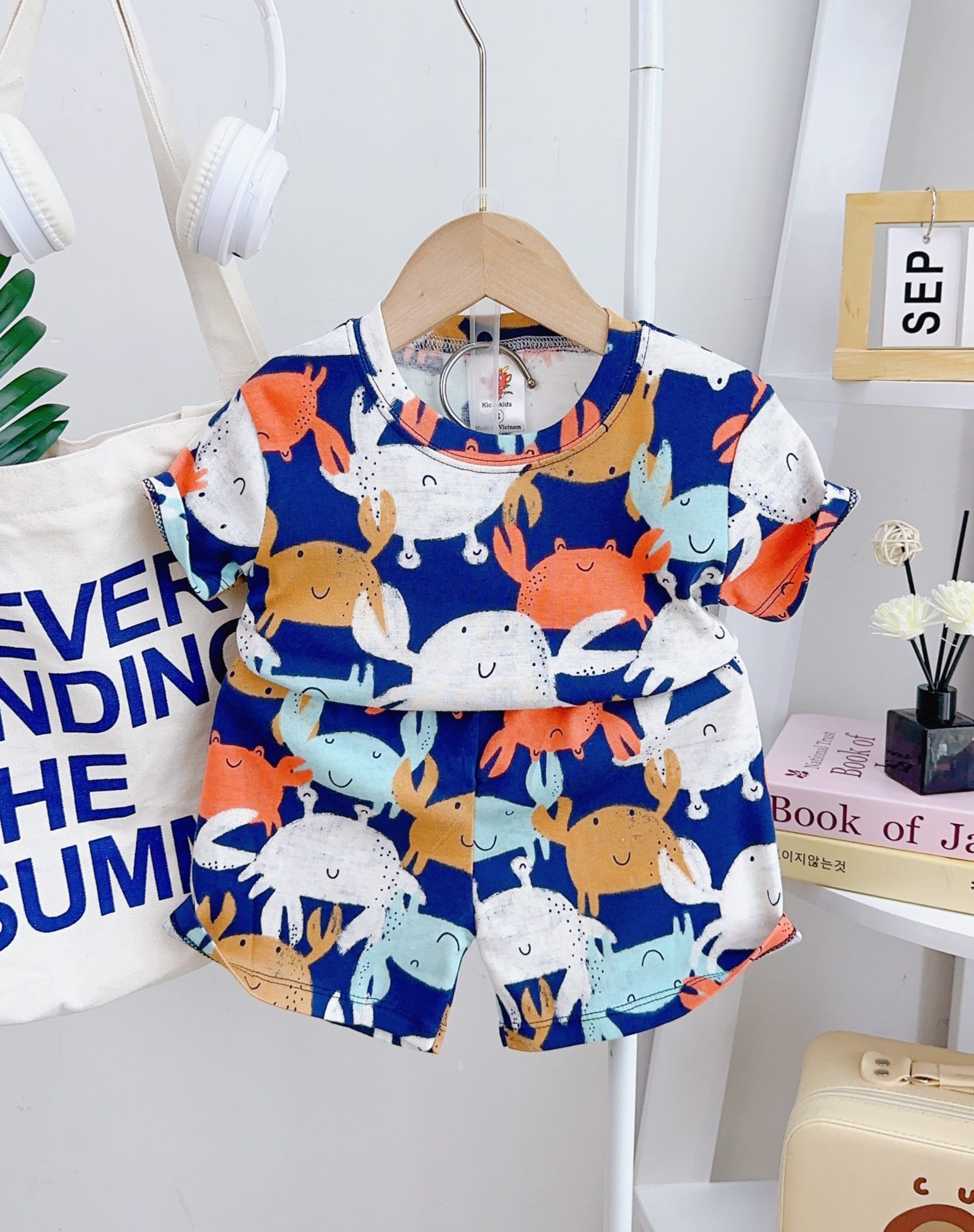 [🆕🇻🇳]  TiNa Kids là cửa hàng quần áo trẻ em cao cấp 😎❤️️⭐️      #60k_bộ   #60k_bộ  #60k_bộ #5_bộ_299k_freeship_toanquoc #Size_cho_bé_từ_10kg_đến_24kg  Lên lô cọc tay bảng màu mới cho bé trai và bé gái siêu cưng   1 , shares-36✔️ , likes-475❤️️ , date-2023-08-18 19:00:42🇻🇳🇻🇳🇻🇳📰🆕