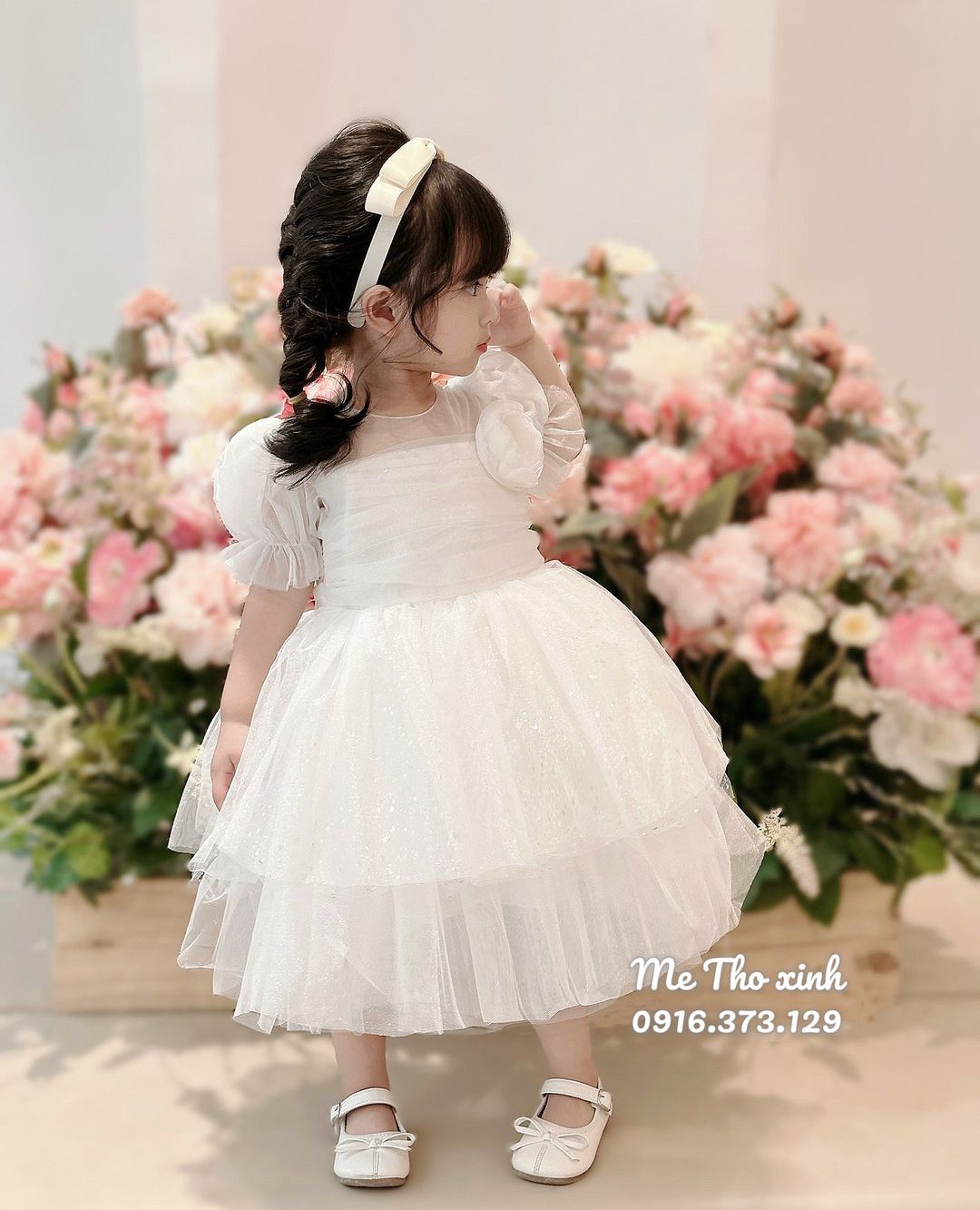 [🆕🇻🇳] Váy Công Chúa – Mẹ Thỏ Xinh – Váy công chúa thiết kế cao cấp cho bé gái 🧑‍🧒❤️️👶⭐️ Chiếc váy voan mềm lấp lánh trắng tinh khôi
Chất vải siêu mềm mại, nhũ óng ánh không rơi rụng dặm ngứa, mặc lên nhẹ tênh nhen ba mẹ
Nhiều màu xinh : Trắng, , shares-0✔️ , likes-4❤️️ , date-2023-11-04 23:13:43🇻🇳🇻🇳🇻🇳📰🆕