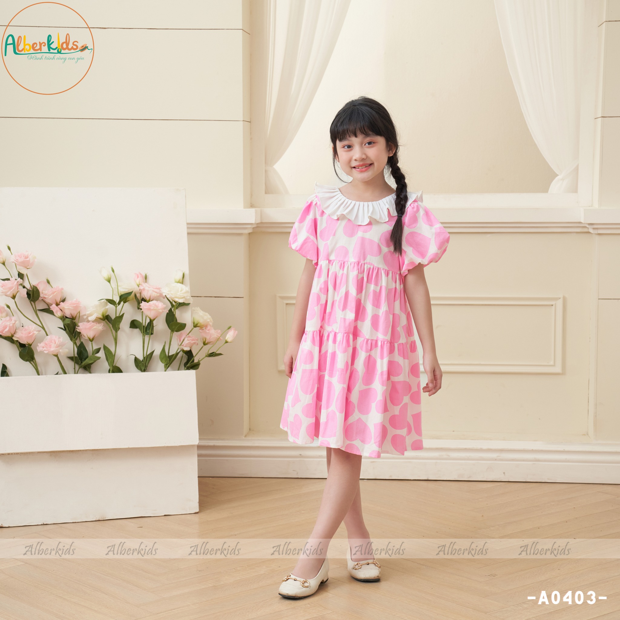 [🆕🇻🇳] Alber Kids – Fashion Kids – Thời Trang trẻ em 🧑‍🧒❤️️👶⭐️ [𝐍𝐄𝐖 𝐒𝐔𝐌𝐌𝐄𝐑 𝐂𝐎𝐋𝐋𝐄𝐂𝐓𝐈𝐎𝐍 𝟐𝟎𝟐𝟒]
Váy bé gái họa tiết tim cổ trắngMùa hè đang đến gần, và không gì có thể làm cho trái tim của ba mẹ tan chảy hơn là chiếc , shares-0✔️ , likes-4❤️️ , date-2024-04-12 01:01:29🇻🇳🇻🇳🇻🇳📰🆕