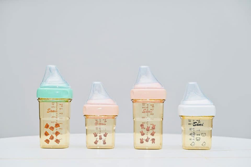 [🆕🇻🇳] Baby Mom – Mẹ và bé 🧑‍🧒❤️️👶⭐️ Bình sữa PPSU vuông Sami, bình bú sữa cho bé (150/240ml)
HƯỚNG DẪN CÁCH ĐÓNG NẮP BÌNH:
B1: ập phần nắp vào với phần thân
B2: vặn mạnh tay phần nắp sang hư , shares-0✔️ , likes-1❤️️ , date-2024-04-10 11:40:29🇻🇳🇻🇳🇻🇳📰🆕