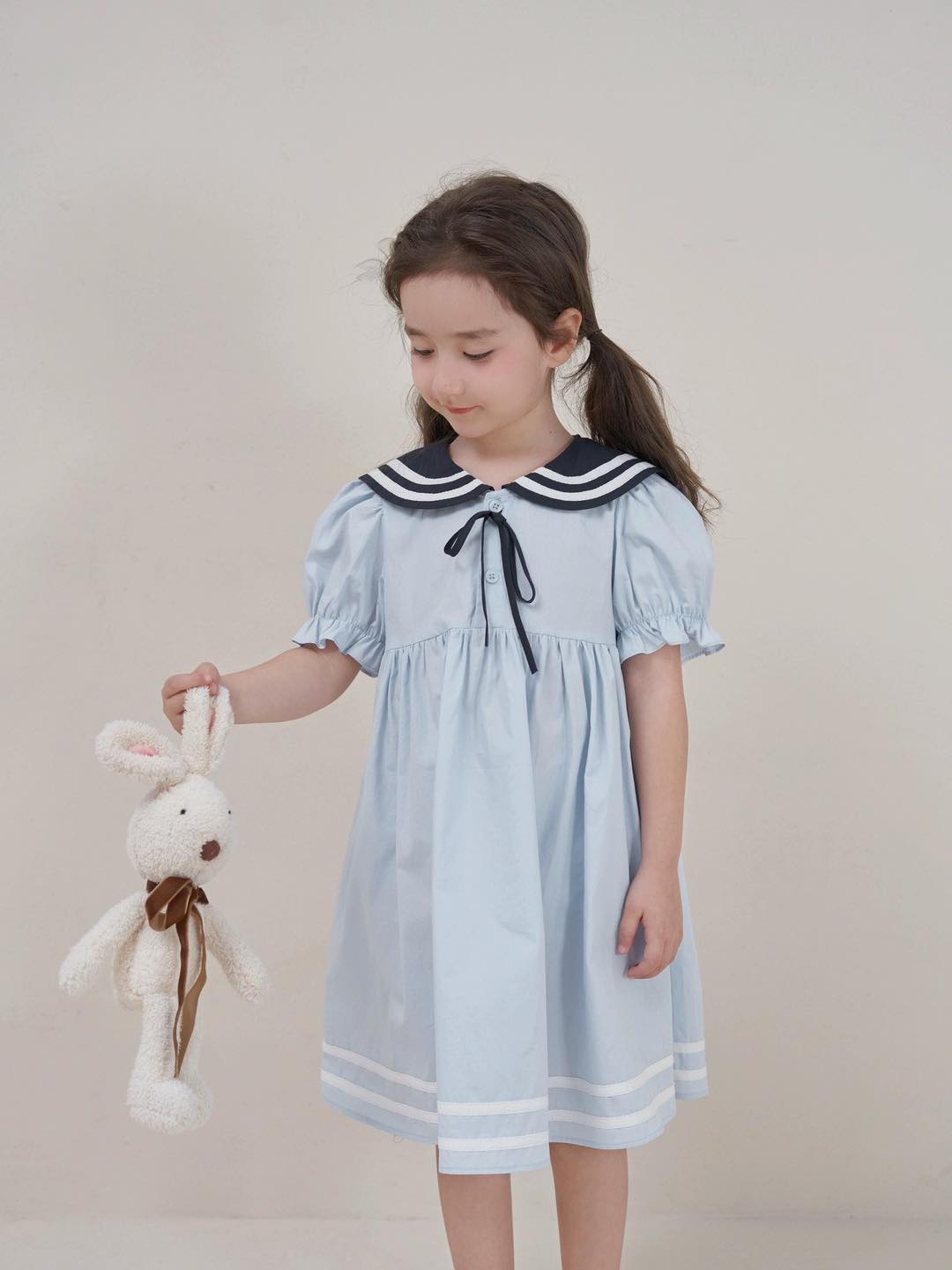 [🆕🇻🇳] danchau – Từ tình yêu dành cho những công chúa nhỏ 💓 🧑‍🧒❤️️👶⭐️ NHÌN LÂU LỠ YÊU ĐẬM SÂU LUÔN RỒIThiết kế đơn giản, khiêm tốn nhưng đủ đốn triệu trái tim các momChất vải mềm mịn thoáng mát, kiểu dáng thanh lịch nữ tí , shares-0✔️ , likes-10❤️️ , date-2024-04-29 15:16:38🇻🇳🇻🇳🇻🇳📰🆕