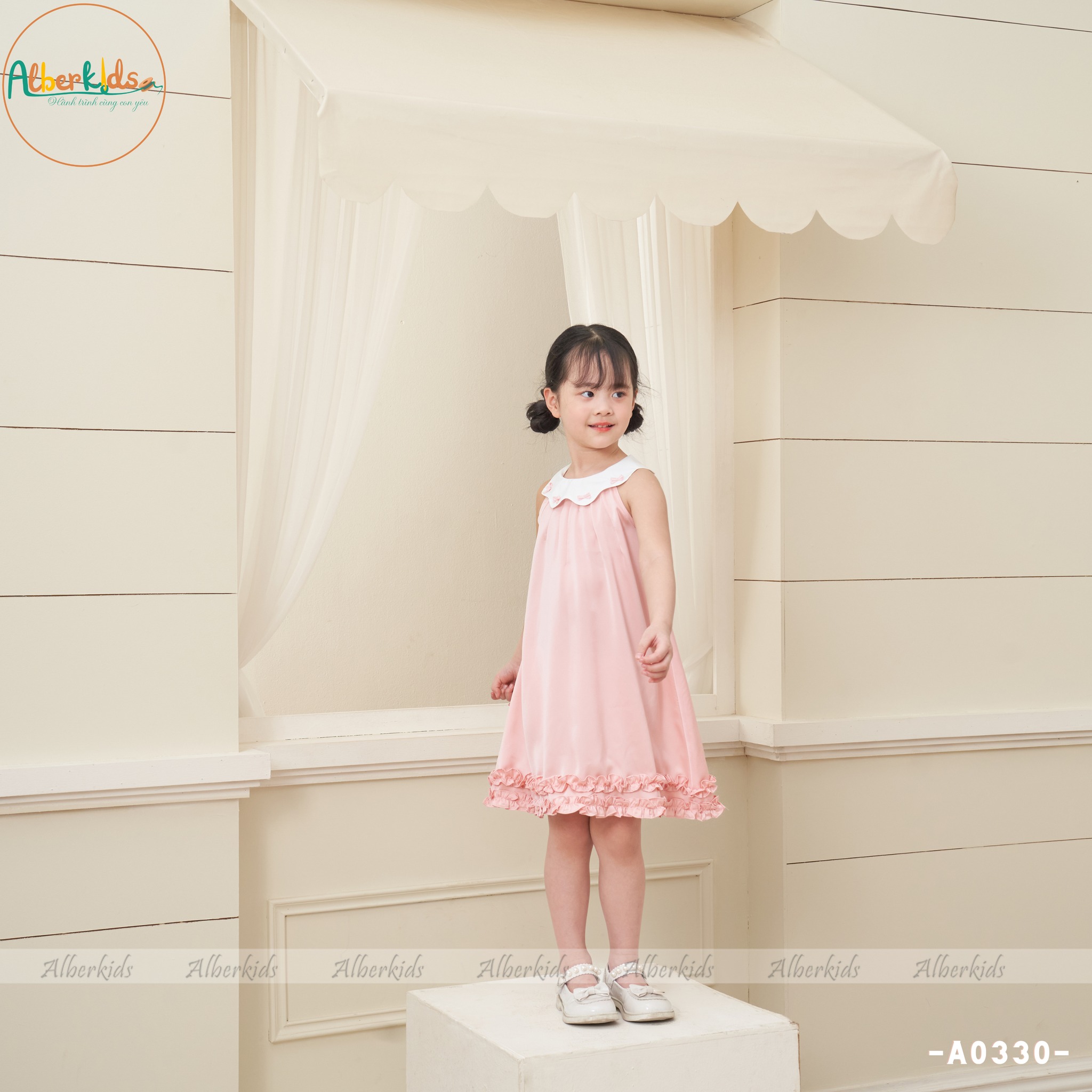 [🆕🇻🇳] Alber Kids – Fashion Kids – Thời Trang trẻ em 🧑‍🧒❤️️👶⭐️ [𝐍𝐄𝐖 𝐒𝐔𝐌𝐌𝐄𝐑 𝐂𝐎𝐋𝐋𝐄𝐂𝐓𝐈𝐎𝐍 𝟐𝟎𝟐𝟒]
Xinh Xắn và Đáng Yêu: Váy Bé Gái Sát Nách Hồng Nhạt Phối Cổ Trắng Đính NơNằm trong BST Mùa hè 2024, chiếc váy được thiết , shares-0✔️ , likes-5❤️️ , date-2024-04-07 19:00:05🇻🇳🇻🇳🇻🇳📰🆕