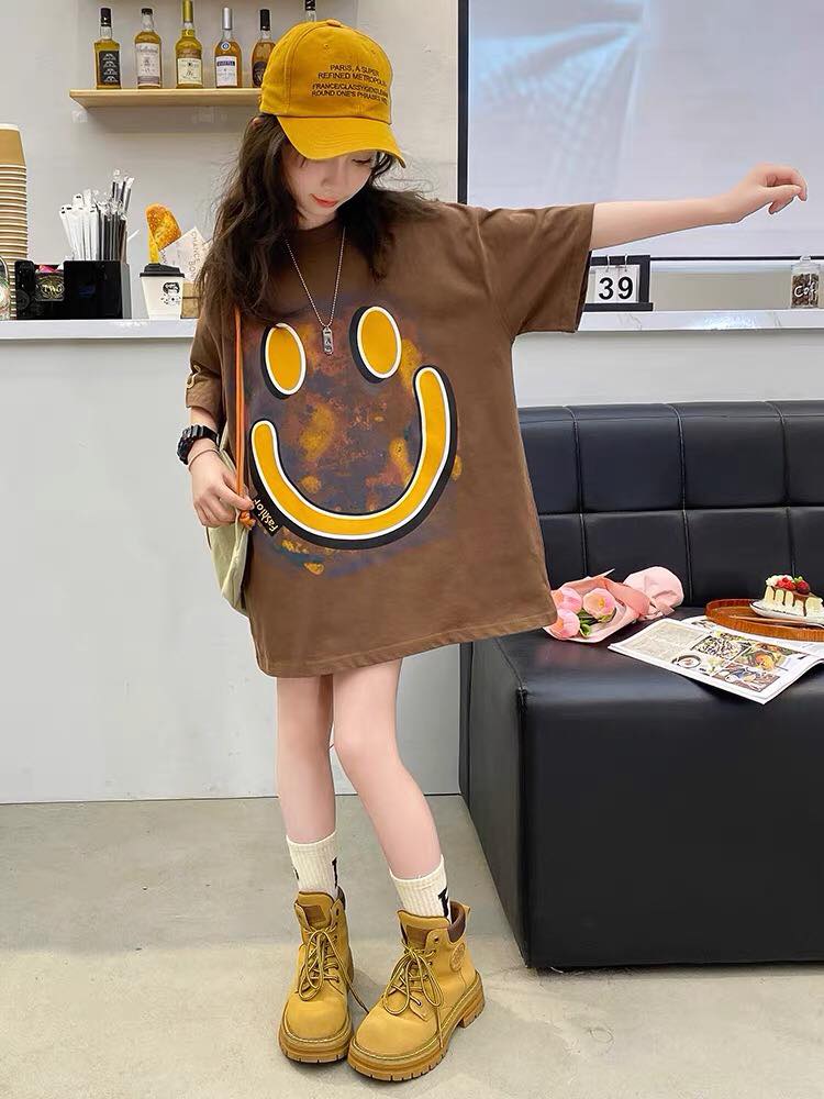 [🆕🇻🇳] BABY SHOP – thời trang trẻ em – Shop chuyên bán buôn, bán lẻ quần áo, giầy dép, phụ kiện trẻ em 🧑‍🧒❤️️👶⭐️ ÁO DẤU QUẦN BÉ GÁI
Chất thun mềm mát, không bai xù, kiểu dáng sang chảnh
Size:120-170(28-58kg)
Giá:285.000
, shares-1✔️ , likes-6❤️️ , date-2024-04-14 12:48:52🇻🇳🇻🇳🇻🇳📰🆕