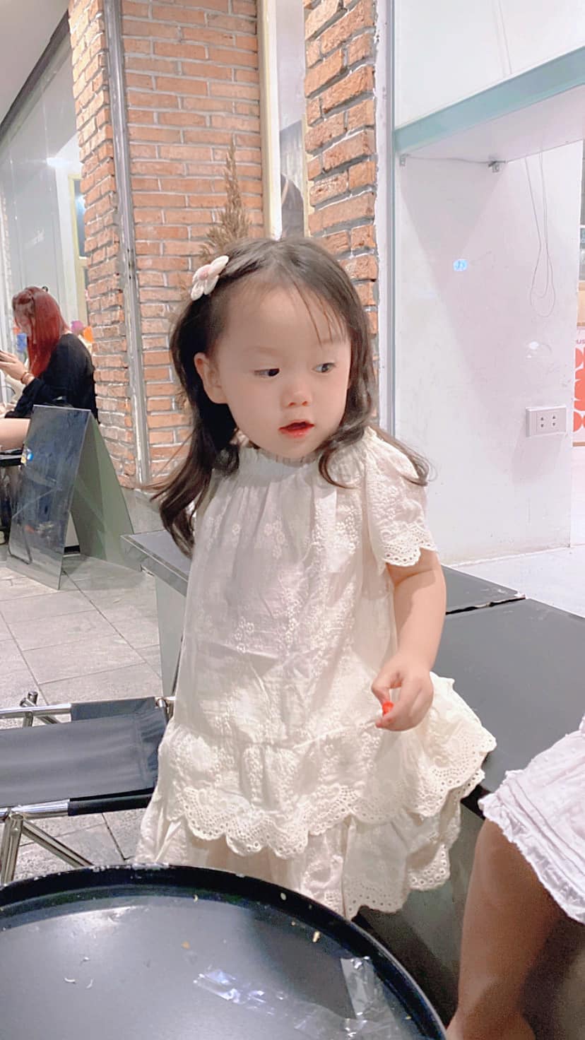[🆕🇻🇳] Cheli Kid 🌷 – Thời trang thiết kế dành riêng cho các bé yêu 😍  🧑‍🧒❤️️👶⭐️ Feedback khách nhí của cheli xinh yêu lắm ạ.
, shares-0✔️ , likes-51❤️️ , date-2024-04-16 17:33:28🇻🇳🇻🇳🇻🇳📰🆕