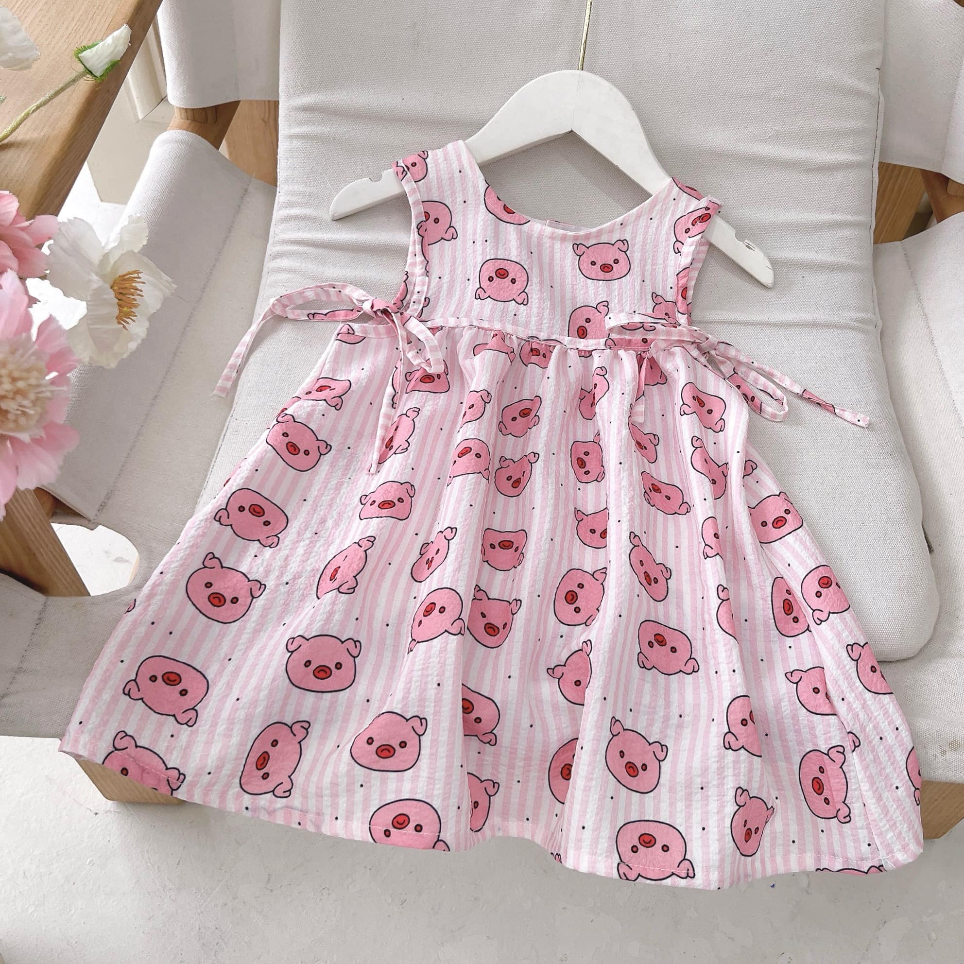 [🆕🇻🇳] Nhà Em Bé – Của hàng quần áo trẻ em 🧑‍🧒❤️️👶⭐️ 𝐃𝐈𝐄̣̂𝐍 𝐋𝐀̀ 𝐗𝐈𝐍𝐇
𝐕𝐚́𝐲 𝐜𝐨̂̉ 𝐭𝐫𝐨̀𝐧 𝐜𝐨̣̂𝐭 𝐧𝐨̛ 𝐜𝐚́𝐜𝐡 đ𝐢𝐞̣̂𝐮 𝐡𝐨̛̉ 𝐥𝐮̛𝐧𝐠 𝐡𝐨𝐚̣ 𝐭𝐢𝐞̂́𝐭 𝐡𝐞𝐨 𝐡𝐨̂̀𝐧𝐠, 𝐩𝐡𝐨𝐧𝐠 𝐜𝐚́𝐜𝐡 𝐦𝐮̀𝐚 𝐡𝐞̀ 𝐧𝐚̆𝐧𝐠 đ𝐨̣̂𝐧𝐠
Size: 1-6(8-26kg)
Chất liệu: , shares-0✔️ , likes-0❤️️ , date-2024-05-16 00:14:50🇻🇳🇻🇳🇻🇳📰🆕