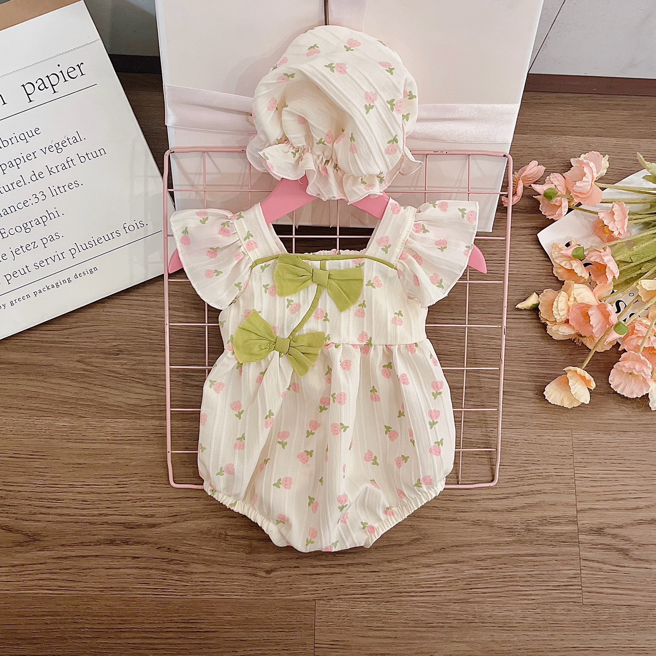 [🆕🇻🇳] Tiệm Sun – Quần áo đẹp cho bé – Bí mật của những em bé TỰ TIN – THẦN THÁI và HẠNH PHÚC � 🧑‍🧒❤️️👶⭐️ Lên thêm 1 set body xinh xẻo cho bé gái đây ạSet gồm body + mũ
E có size từ 3 đến 10kg
Chất vải là chất đũi gần mềm mát, không dặm ngứa và có thể gi , shares-1✔️ , likes-9❤️️ , date-2024-05-06 16:55:53🇻🇳🇻🇳🇻🇳📰🆕