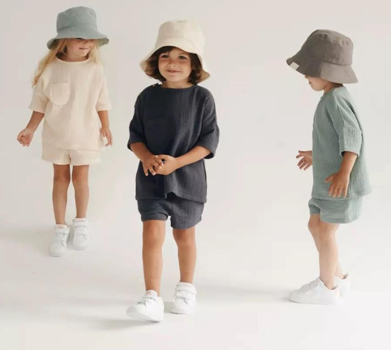 [🆕🇻🇳] Lạc BabyClothing 😎❤️️⭐️ #Newarrival  𝑎𝑡 #LạcBaByclothing
𝑆𝑖𝑧𝑒:73-80- 90-100-110
#order #order2tuan.
, shares-0✔️ , likes-3❤️️ , date-2024-05-22 15:54:43🇻🇳🇻🇳🇻🇳📰🆕