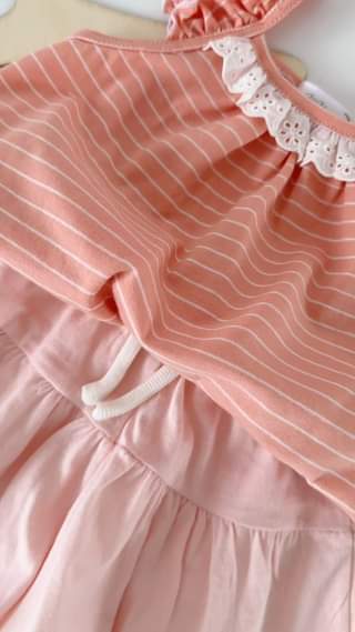 [🆕🇻🇳] KAKUMMI là thương hiệu VN hàng đầu thiết kế & sản xuất áo thời trang cho bé 😎❤️️⭐️ Mẹ nào lười mix đồ cho bé chọn ngay set này đi chơi đi ạ, màu sắc trendy bắt mắt form thoải mái năng động. Chất cotton mềm mát mặc hè bao mê lunn
, shares-0✔️ , likes-0❤️️ , date-2024-05-21 20:00:42🇻🇳🇻🇳🇻🇳📰🆕